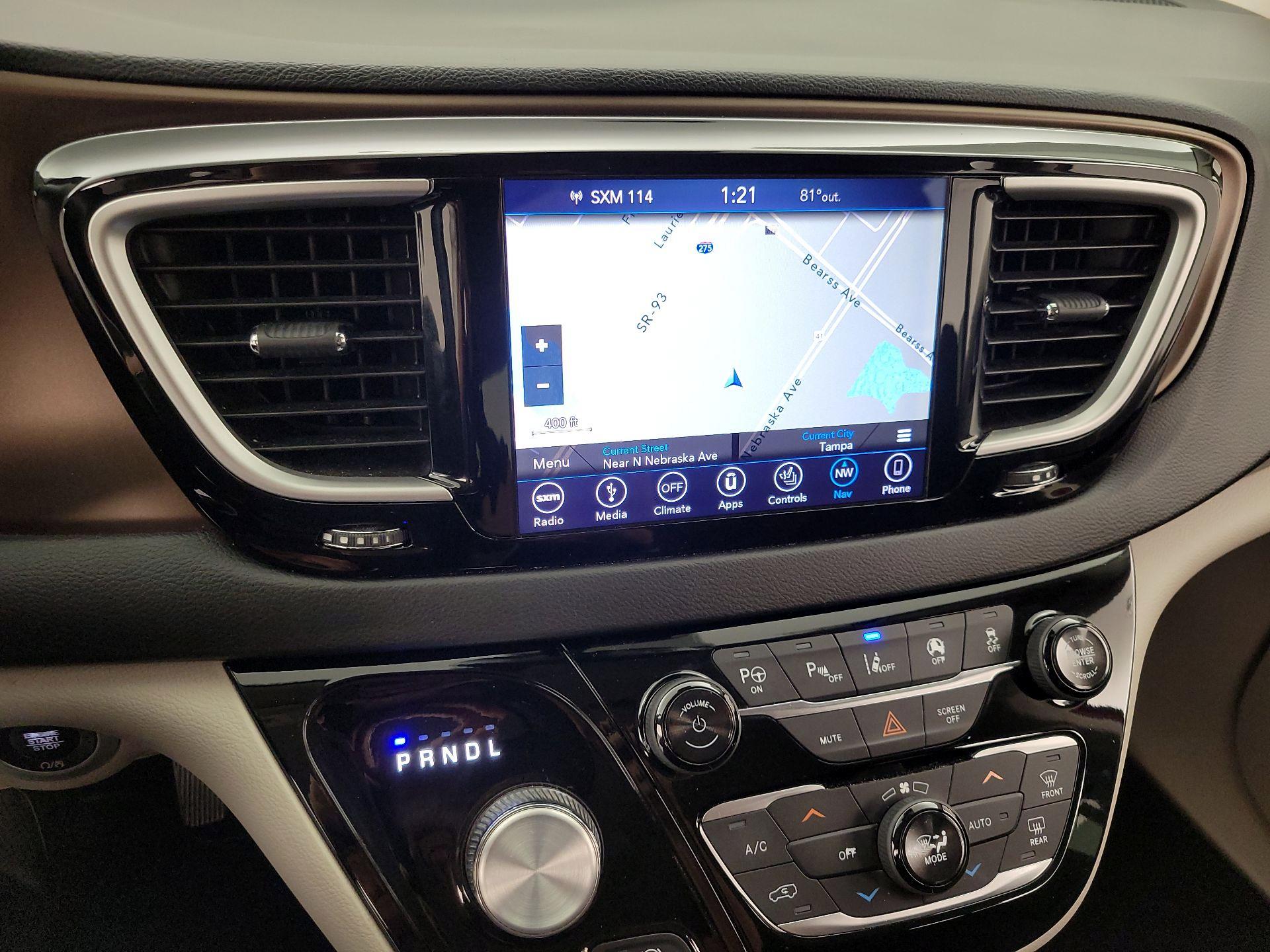 Thumbnail: 2019 Chrysler Pacifica - 14