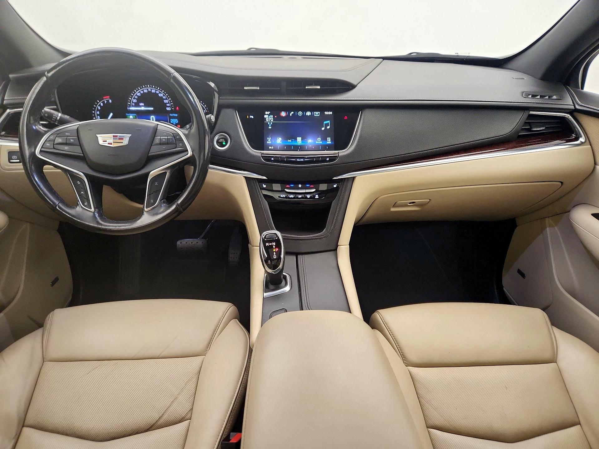 Thumbnail: 2018 Cadillac XT5 - 9