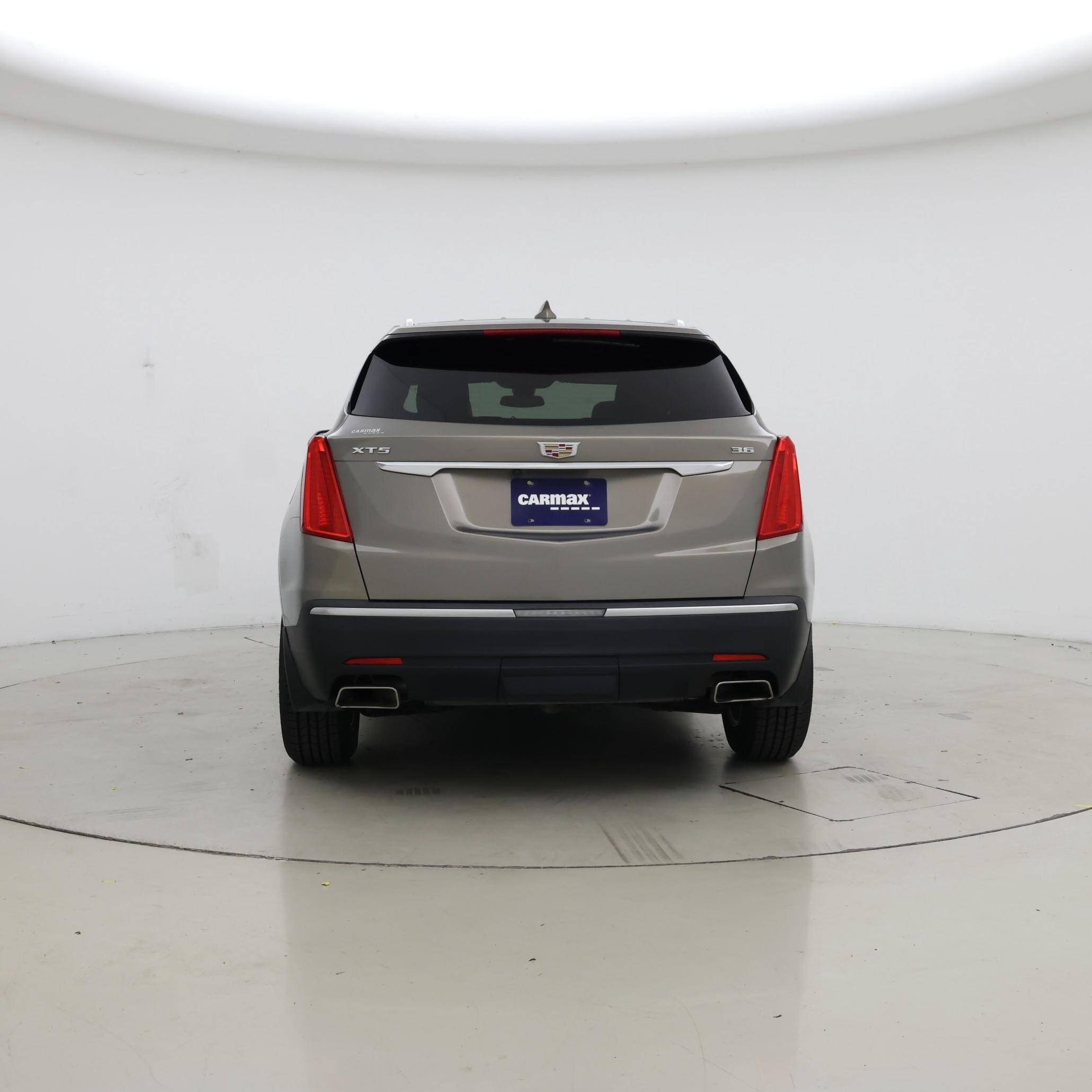 Thumbnail: 2018 Cadillac XT5 - 6