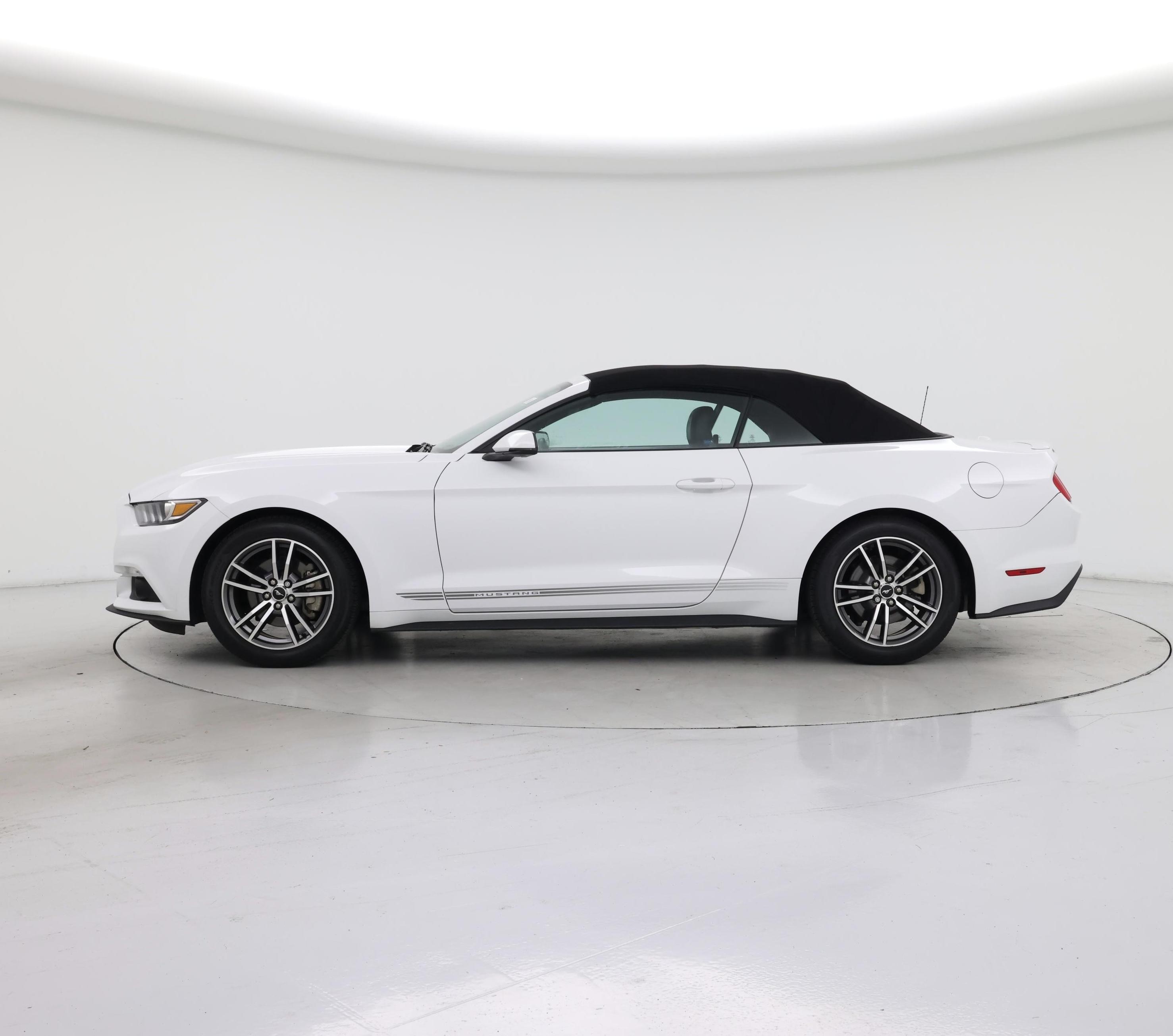 Thumbnail: 2017 Ford Mustang - 3
