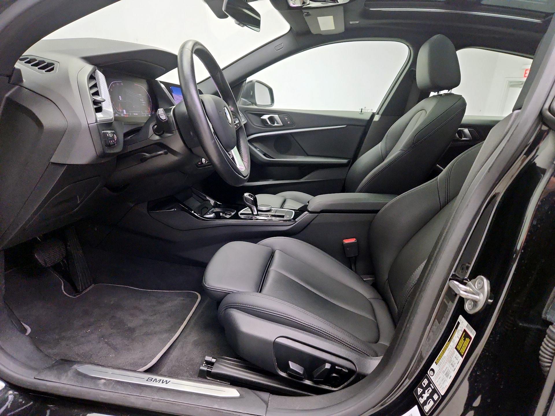 Thumbnail: 2024 BMW 2 Series - 11