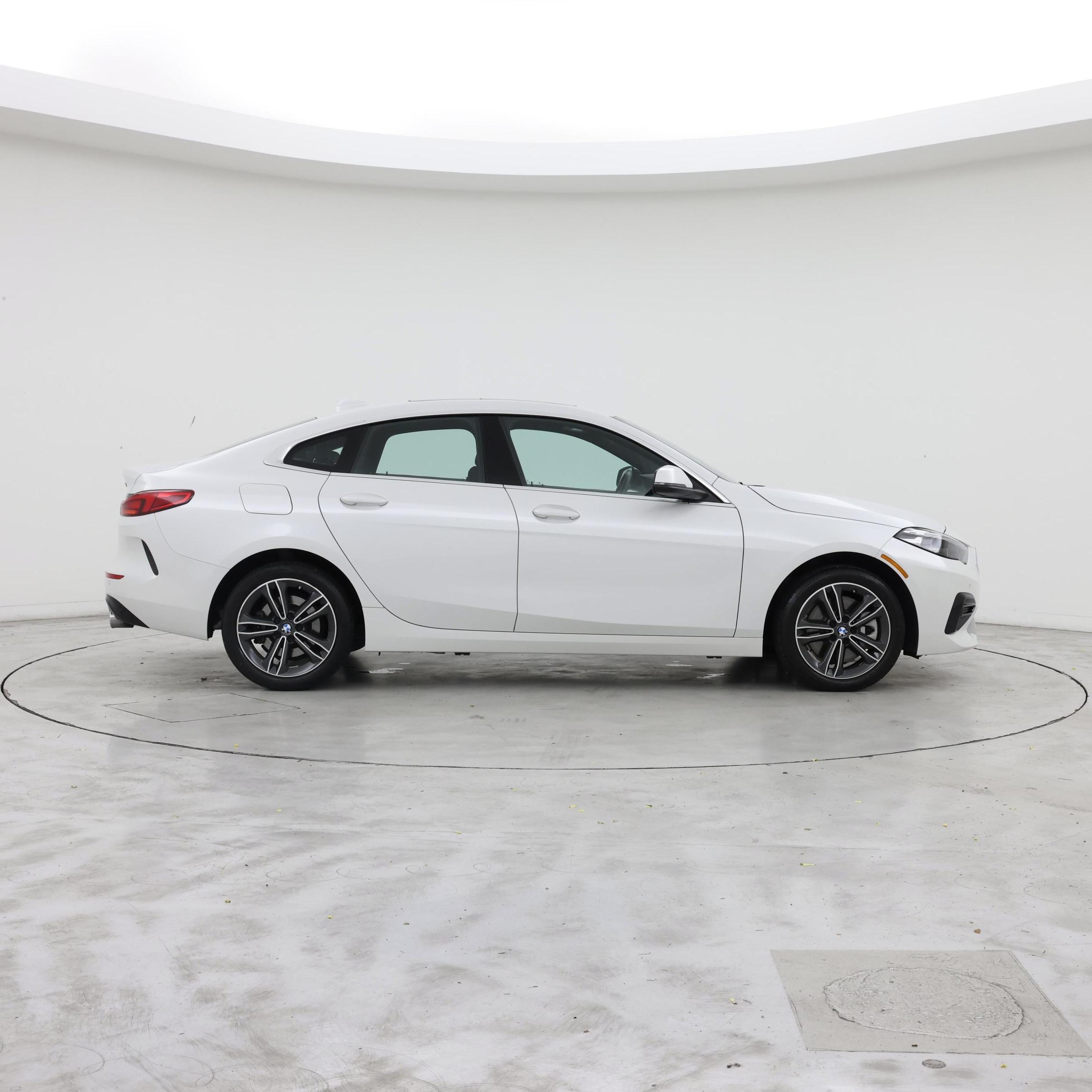 Thumbnail: 2024 BMW 2 Series - 7