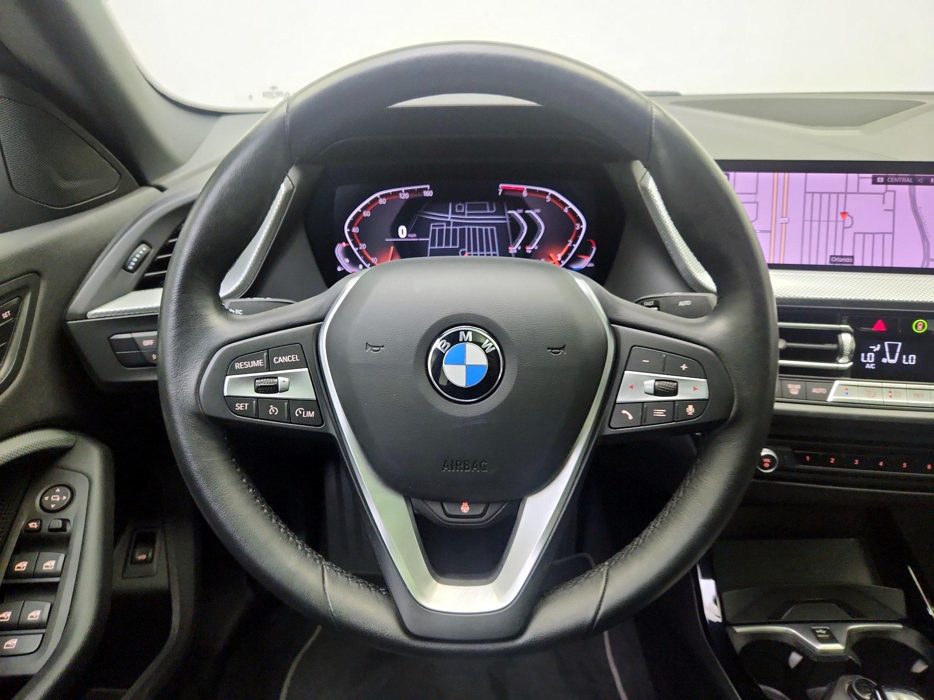 Thumbnail: 2024 BMW 2 Series - 10