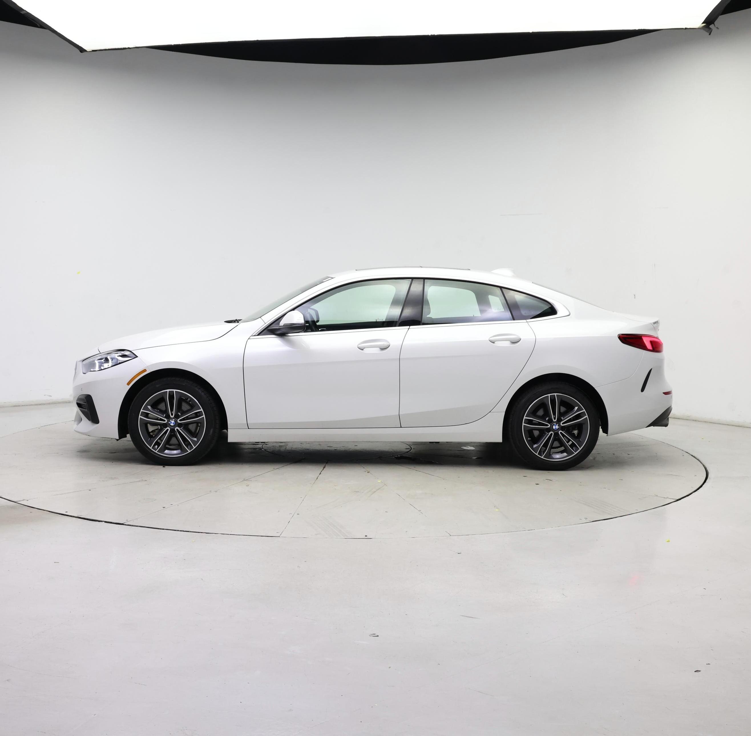Thumbnail: 2024 BMW 2 Series - 3