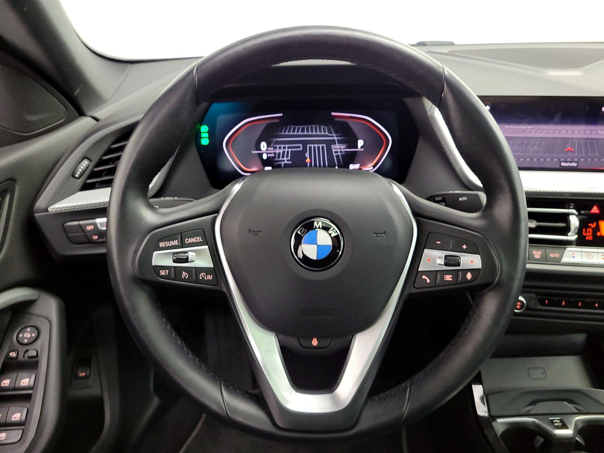 Thumbnail: 2024 BMW 2 Series - 10