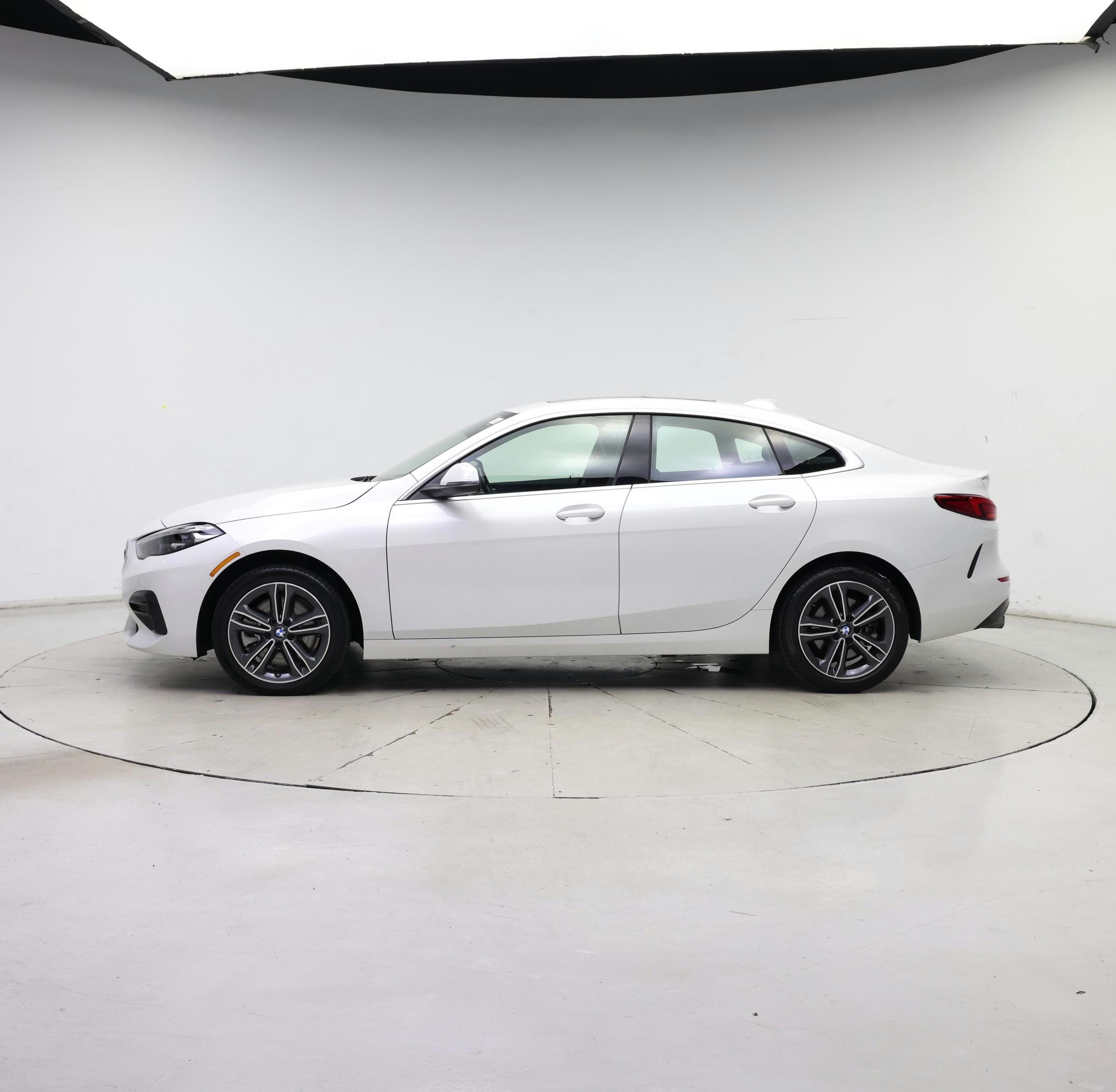 Thumbnail: 2024 BMW 2 Series - 3