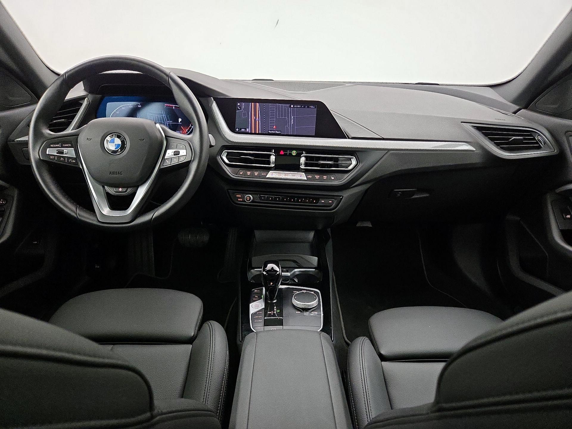 Thumbnail: 2024 BMW 2 Series - 9