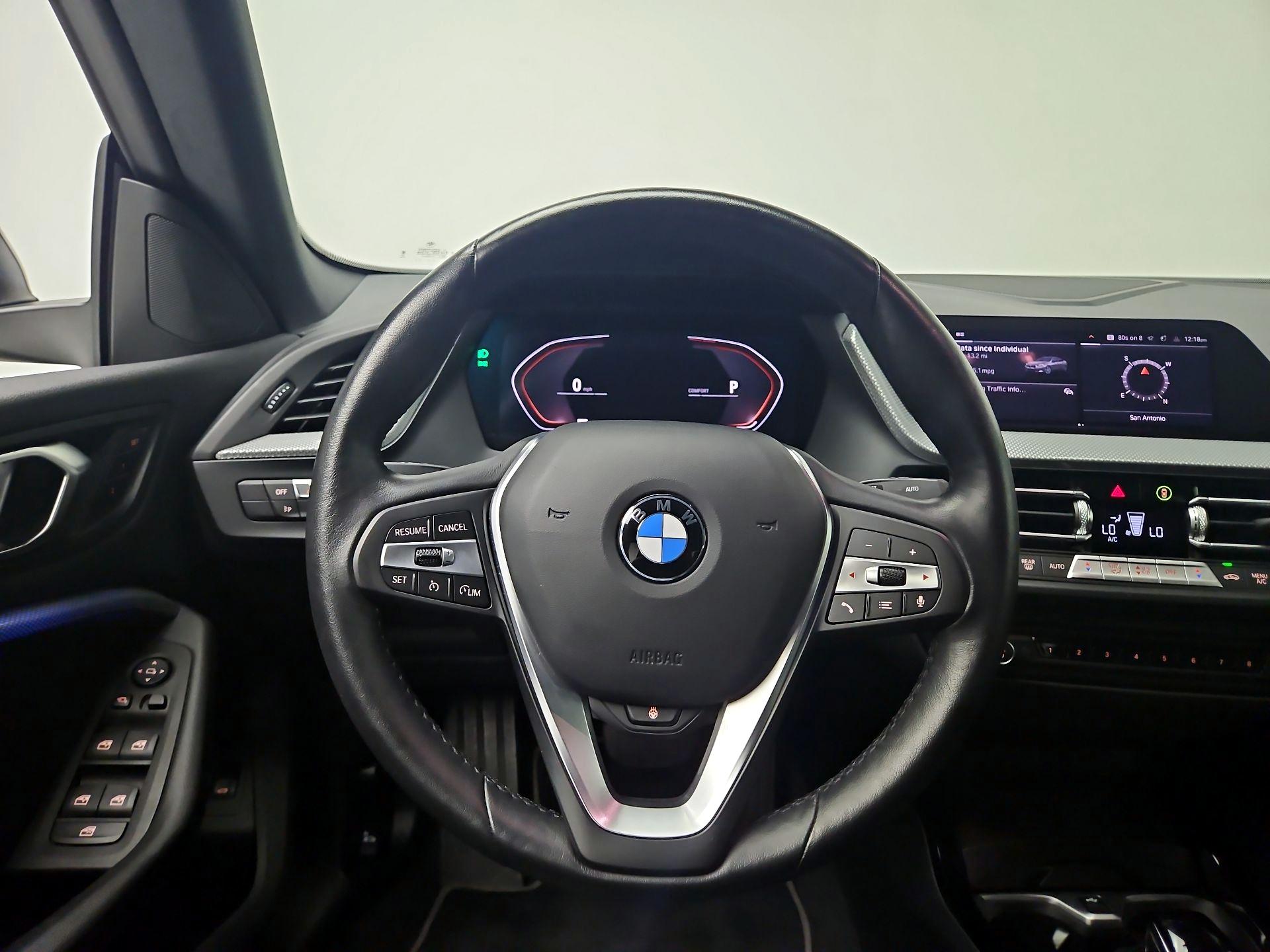 Thumbnail: 2024 BMW 2 Series - 10