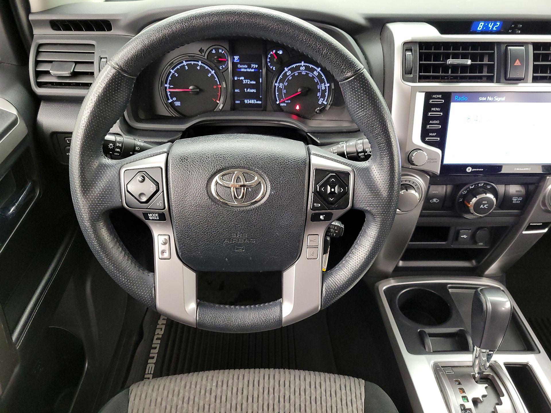 Thumbnail: 2020 Toyota 4Runner - 10