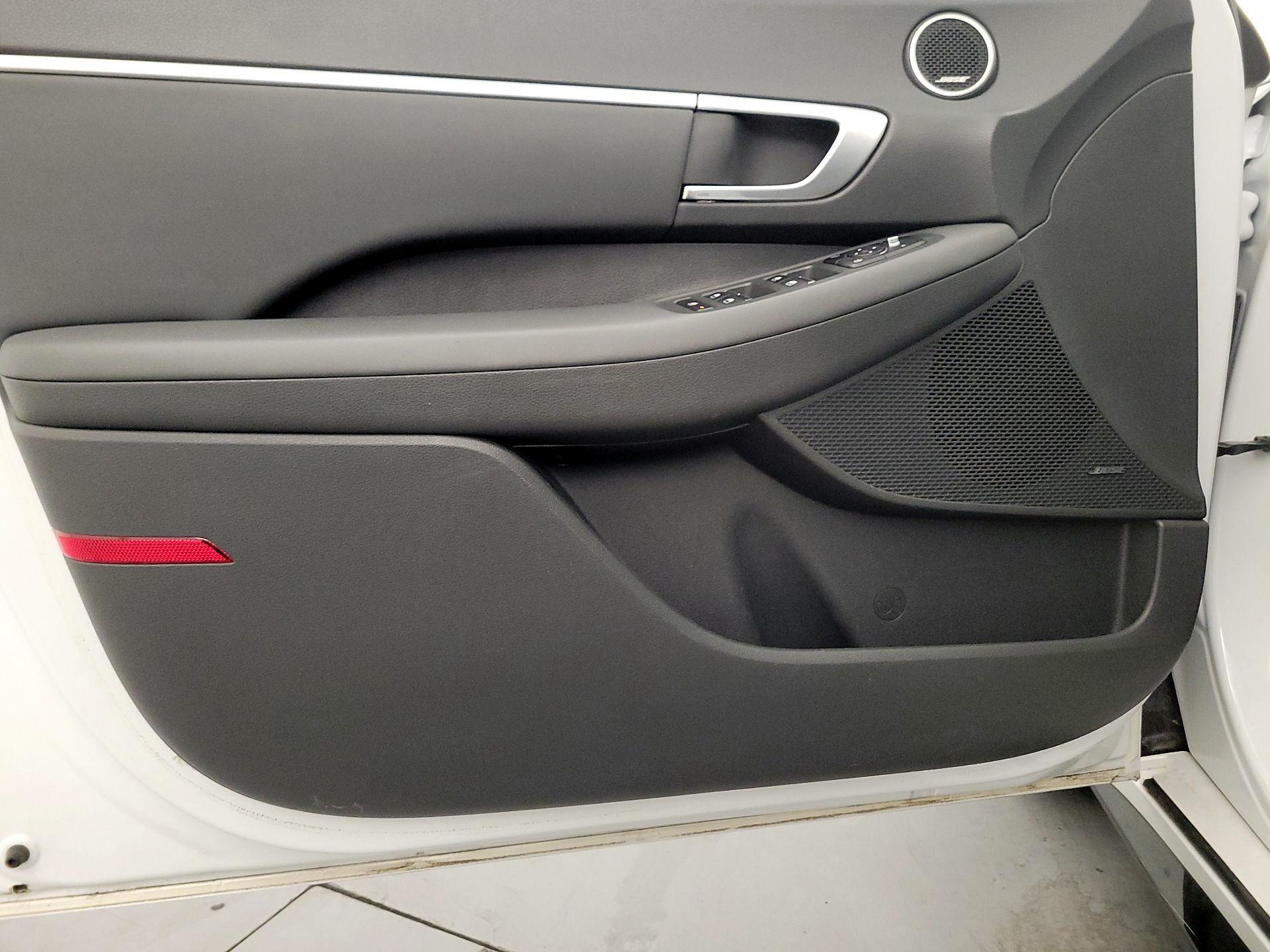 Thumbnail: 2020 Hyundai Sonata - 12