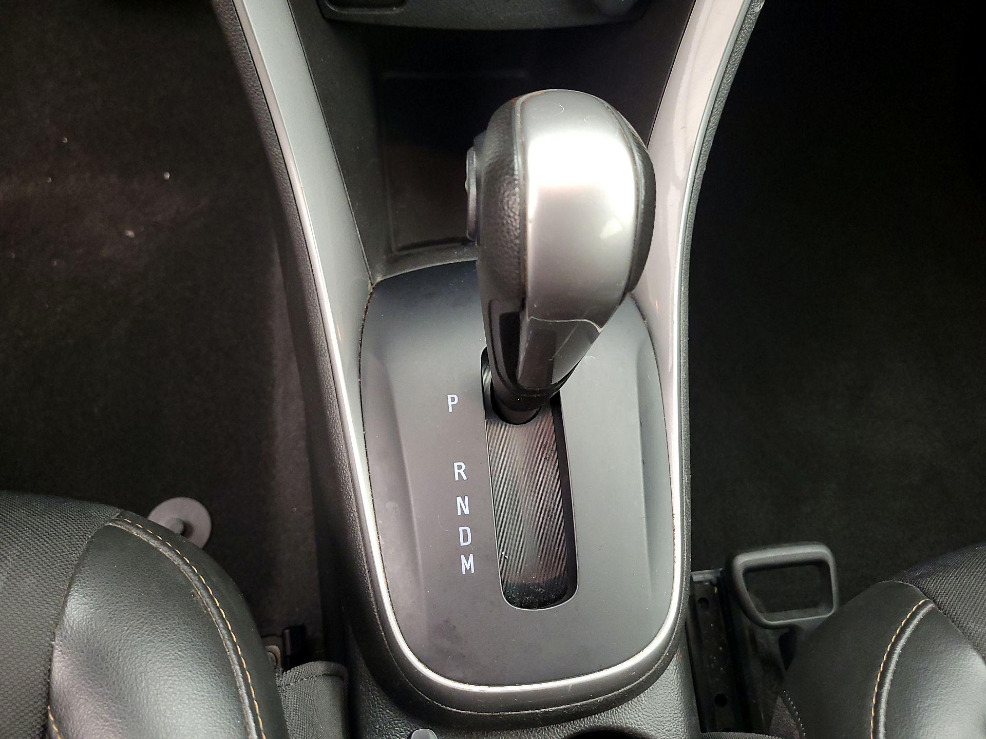 Thumbnail: 2022 Chevrolet Trax - 17