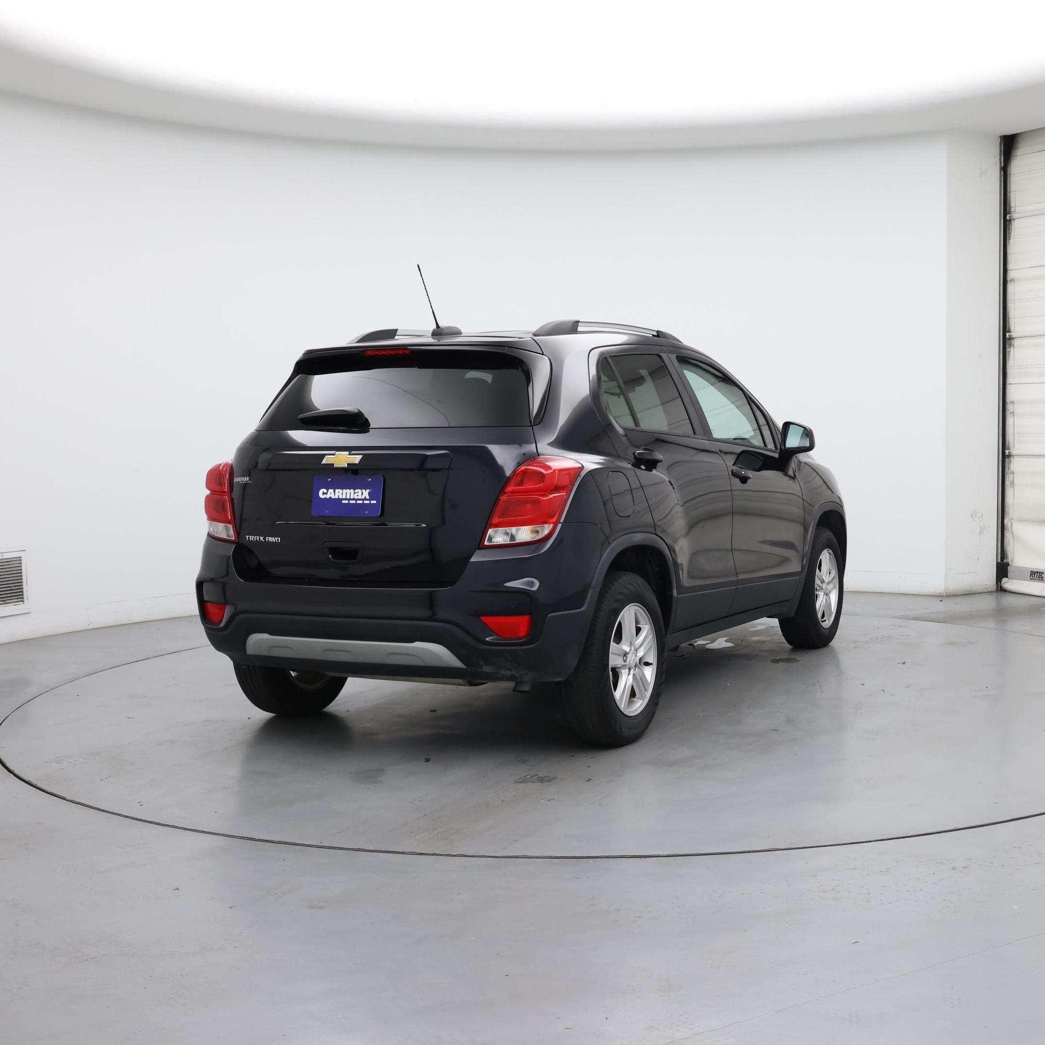 Thumbnail: 2022 Chevrolet Trax - 8