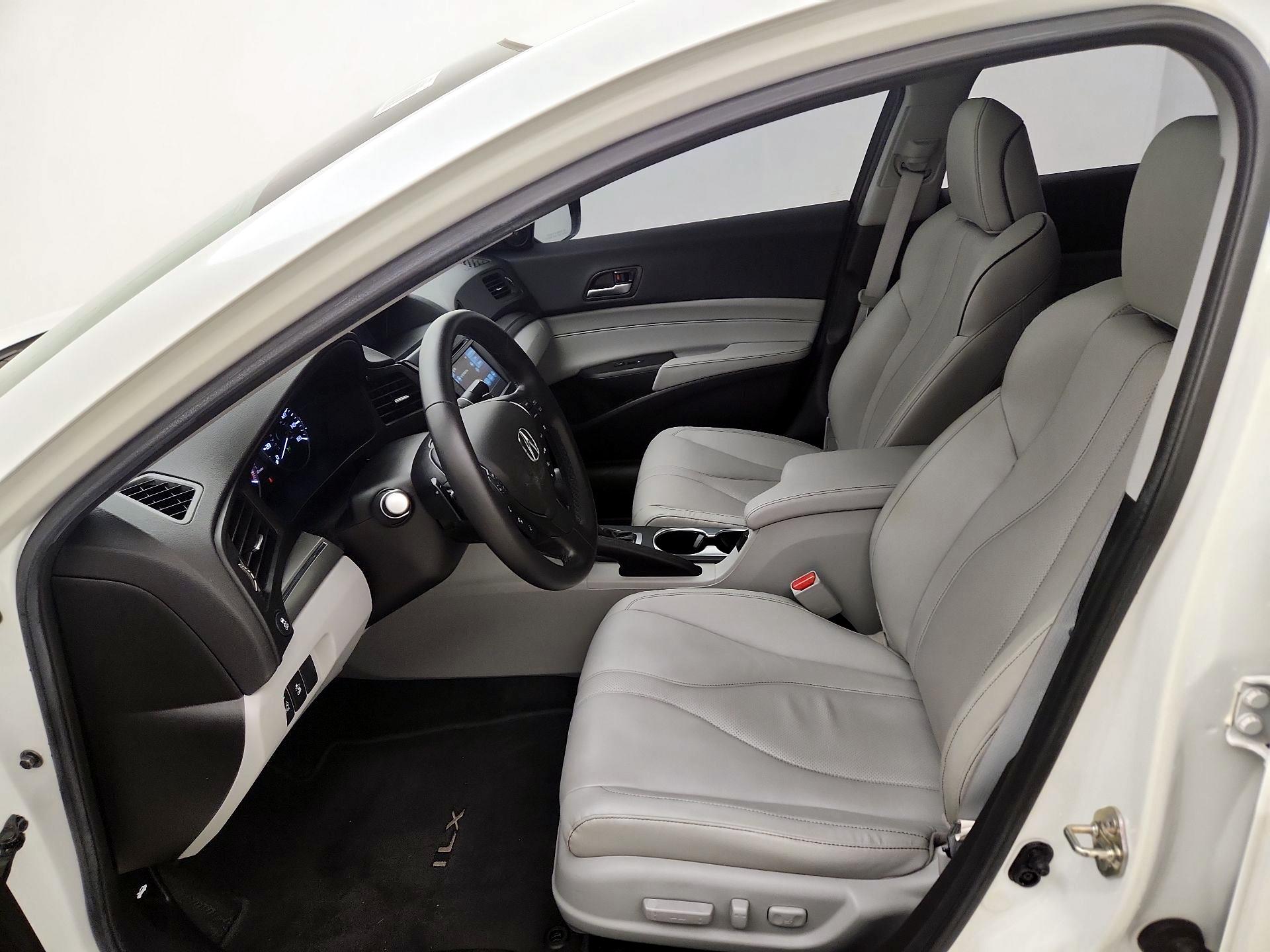 Thumbnail: 2019 Acura ILX - 11