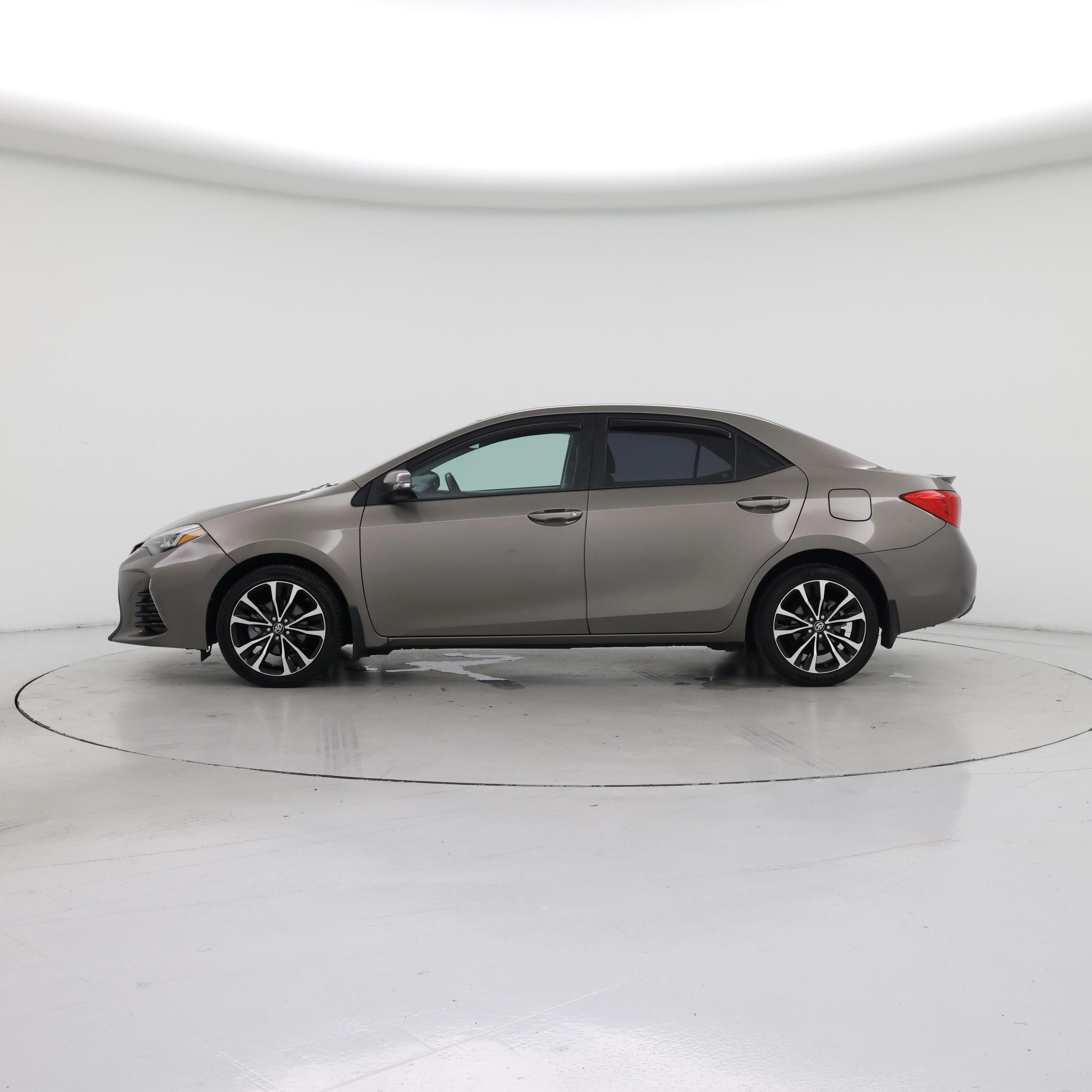 Thumbnail: 2019 Toyota Corolla - 3