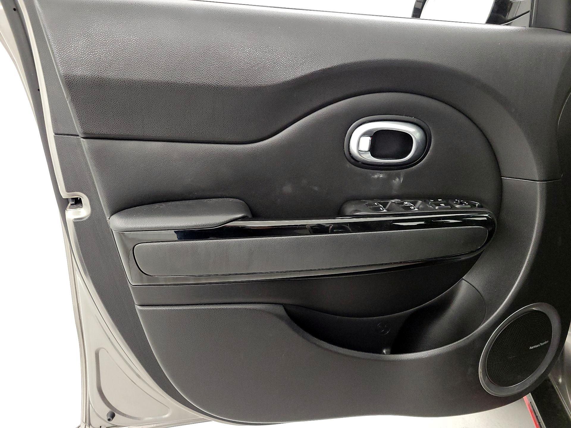 Thumbnail: 2018 Kia Soul - 12