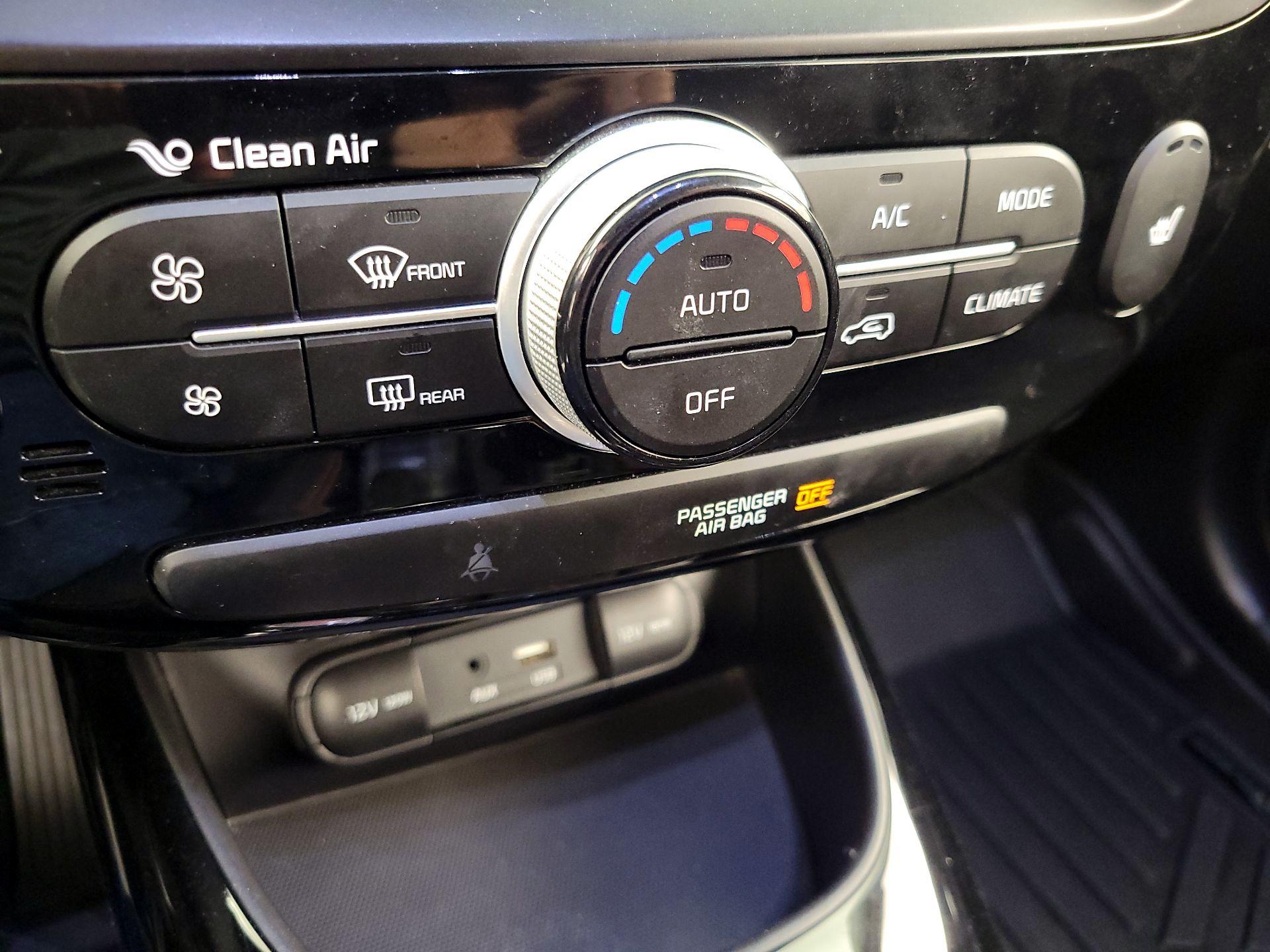 Thumbnail: 2018 Kia Soul - 17