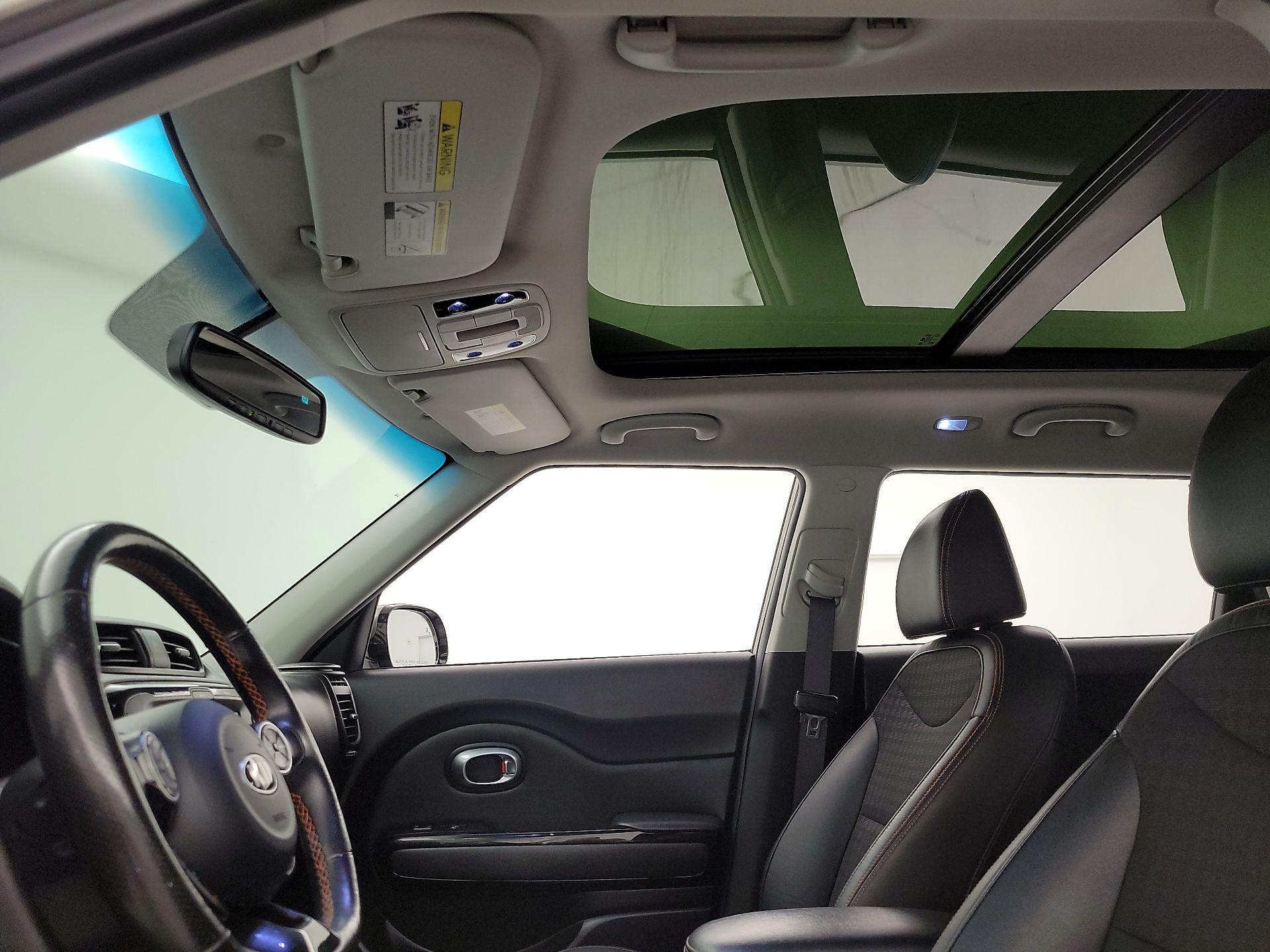 Thumbnail: 2018 Kia Soul - 20