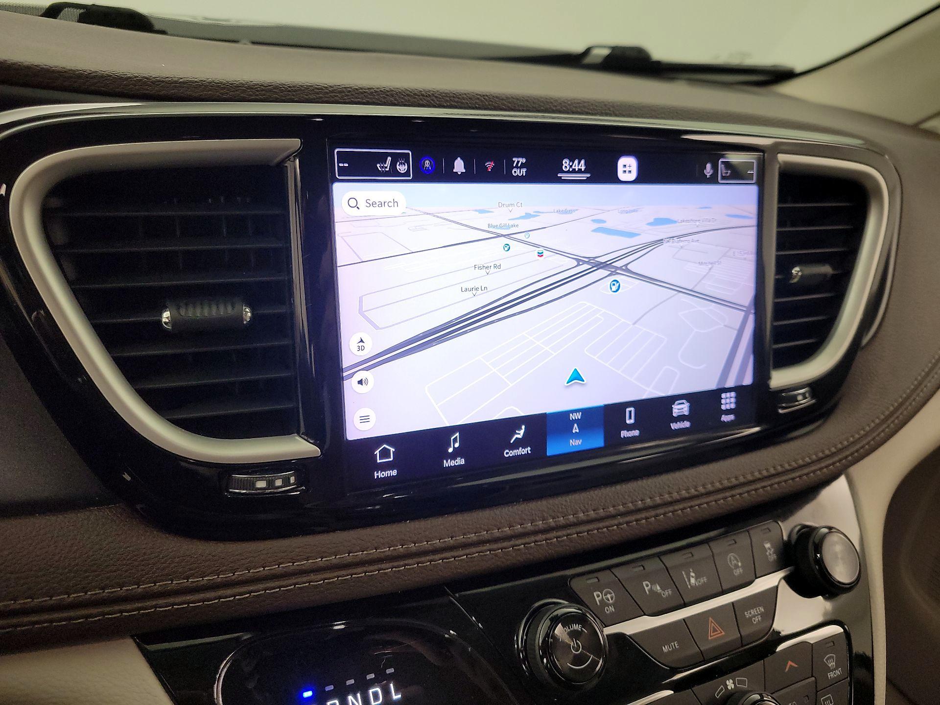 Thumbnail: 2021 Chrysler Pacifica - 14