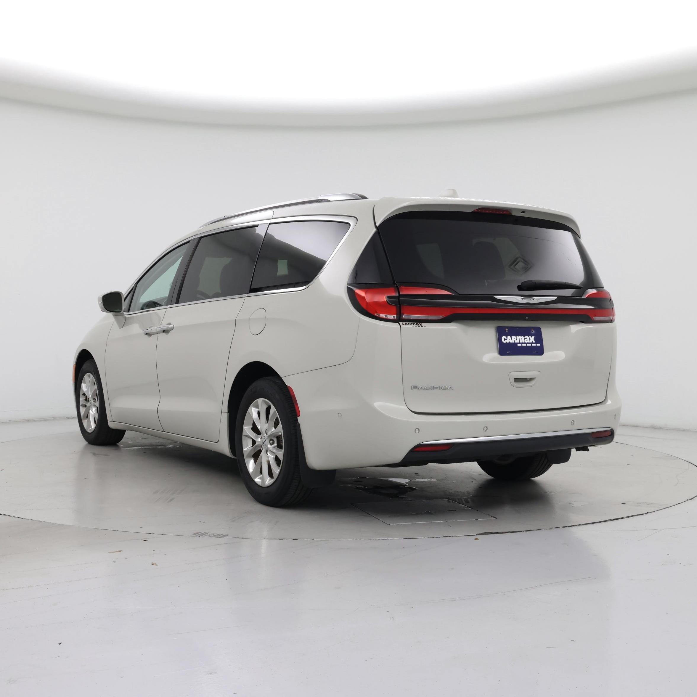 Thumbnail: 2021 Chrysler Pacifica - 2