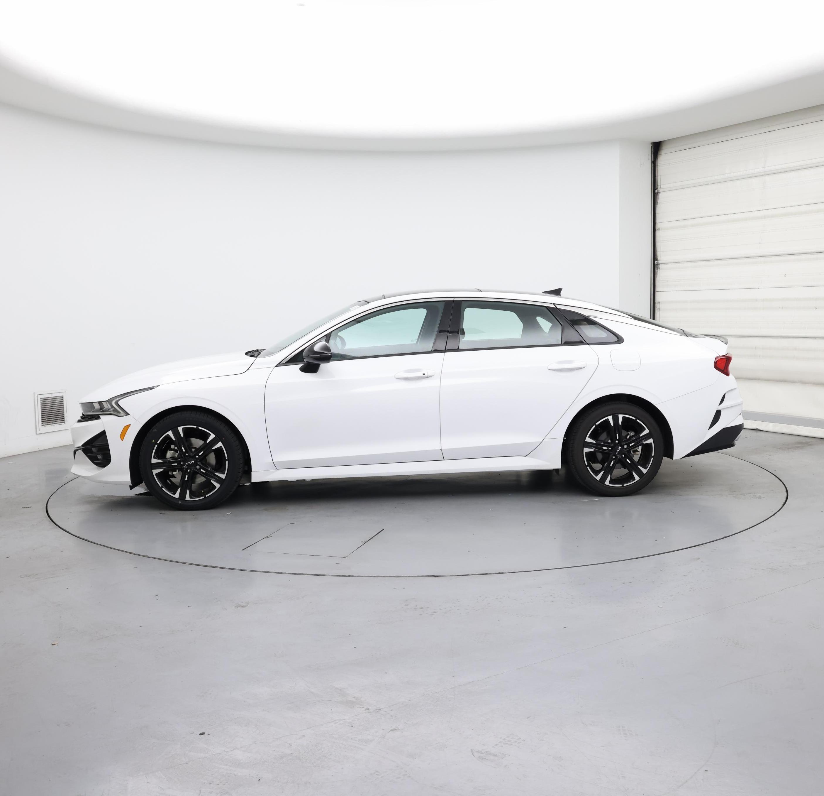 Thumbnail: 2022 Kia K5 - 3