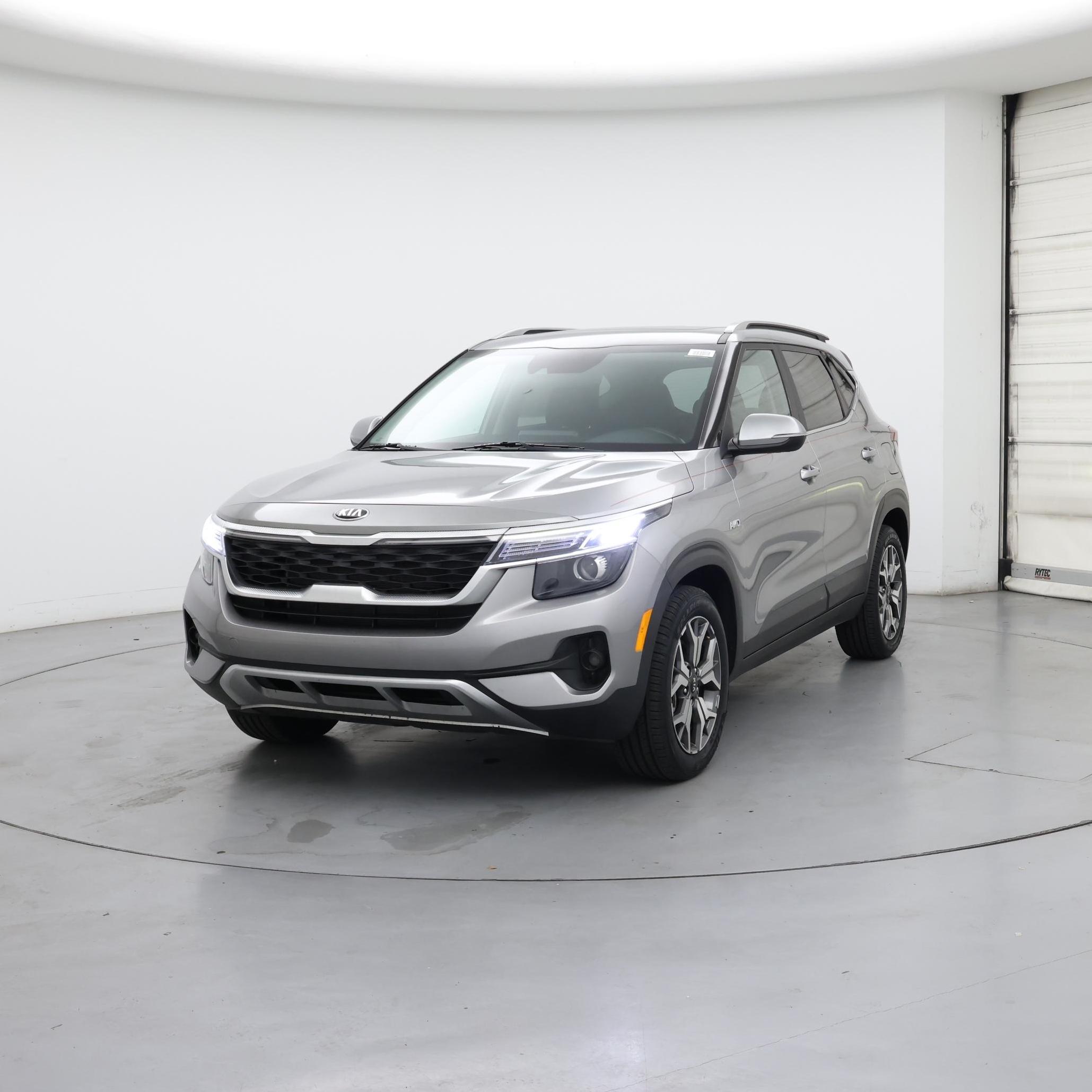 Thumbnail: 2021 Kia Seltos - 4