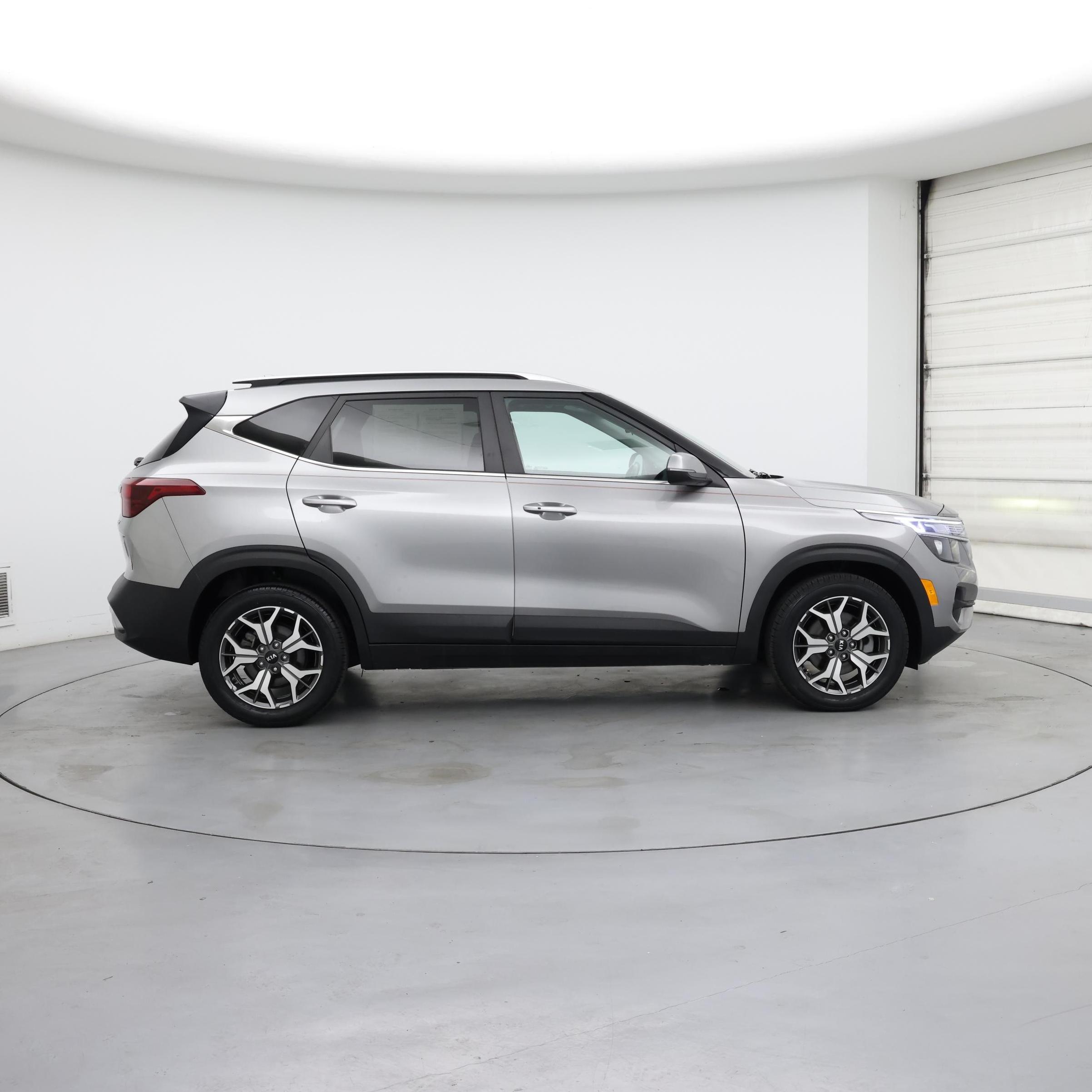 Thumbnail: 2021 Kia Seltos - 7