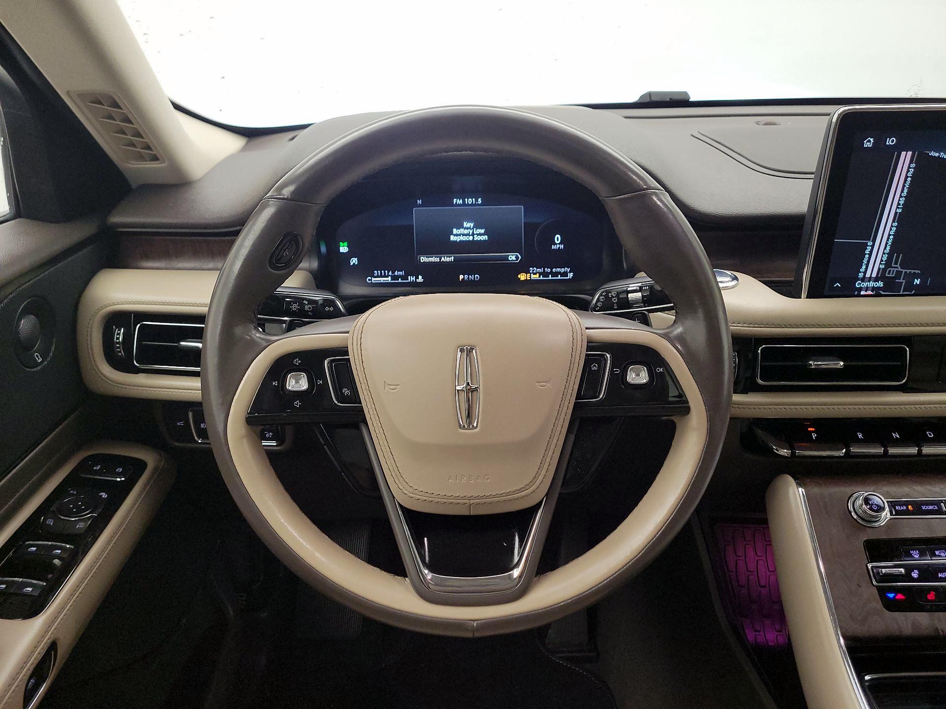 Thumbnail: 2021 Lincoln Aviator - 10