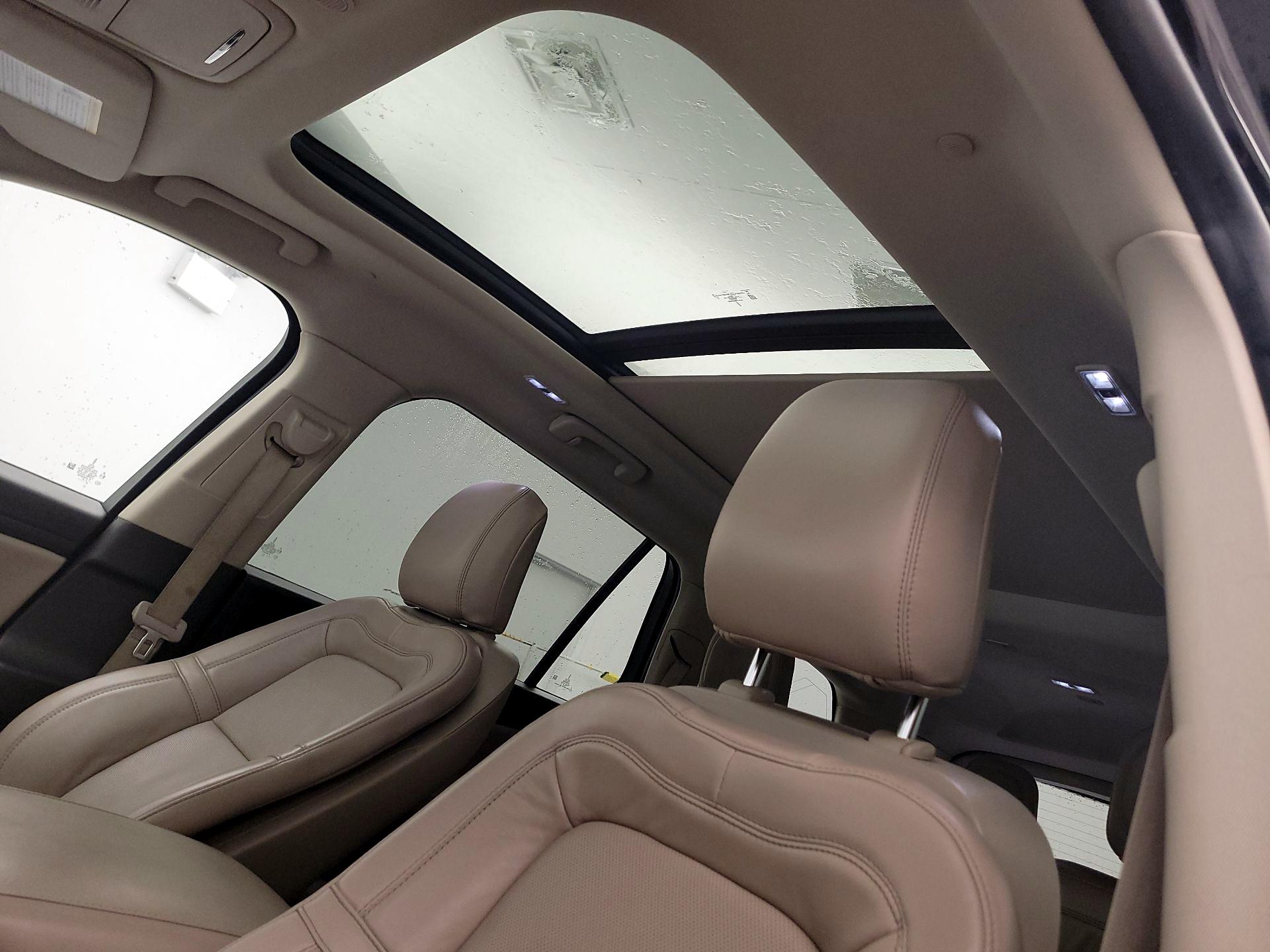 Thumbnail: 2021 Lincoln Aviator - 20