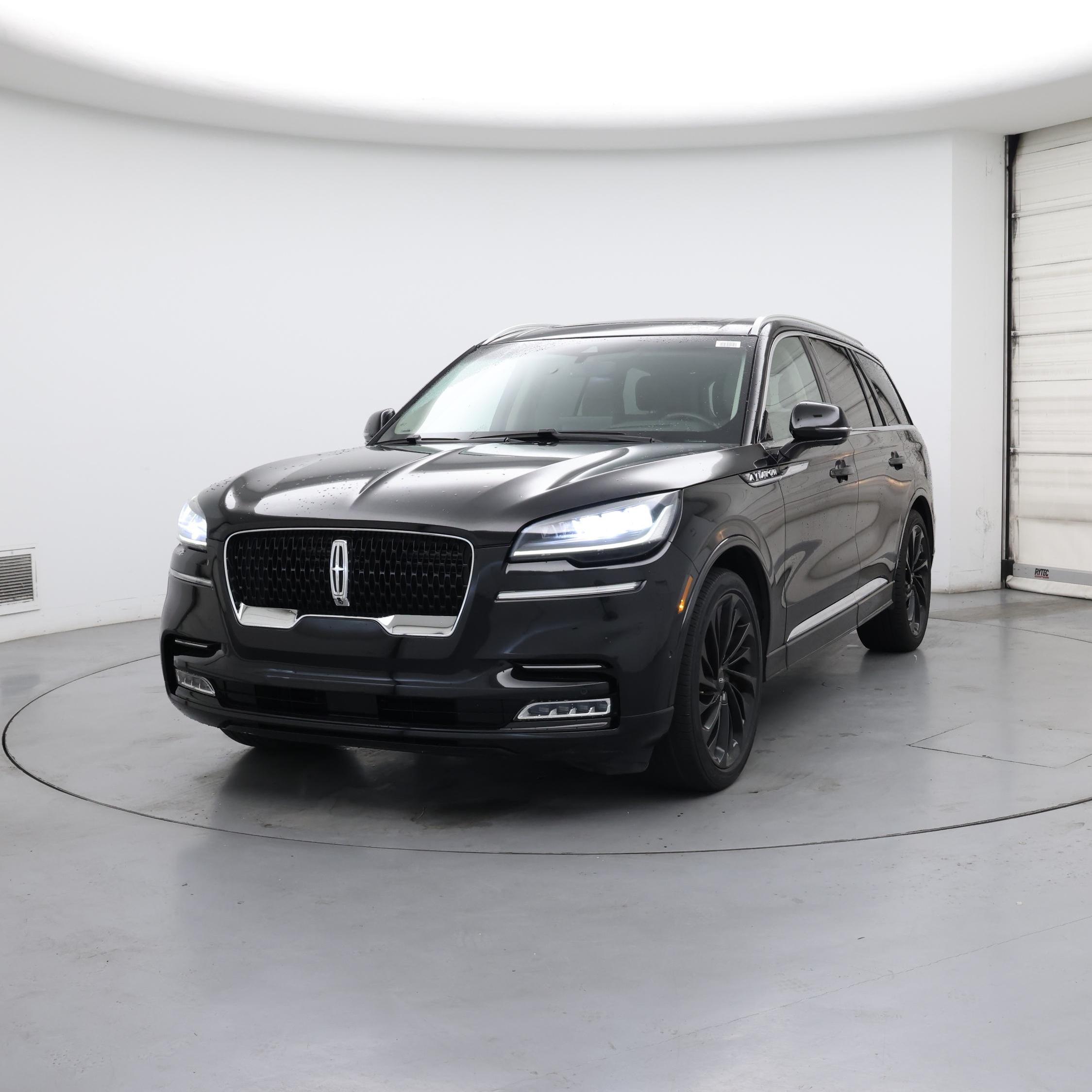 Thumbnail: 2021 Lincoln Aviator - 4