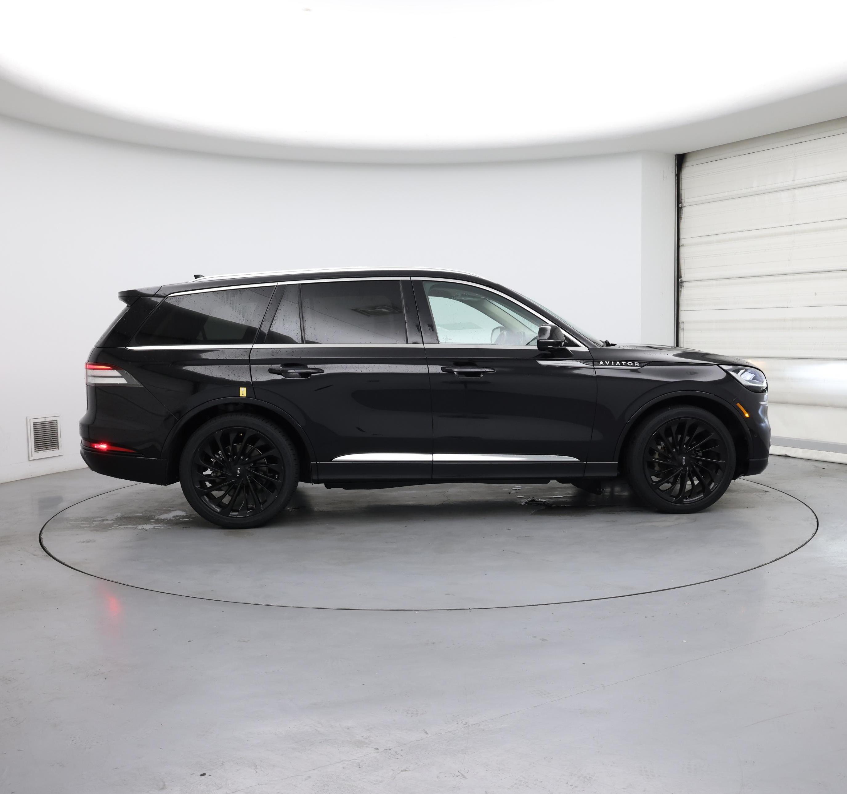 Thumbnail: 2021 Lincoln Aviator - 7