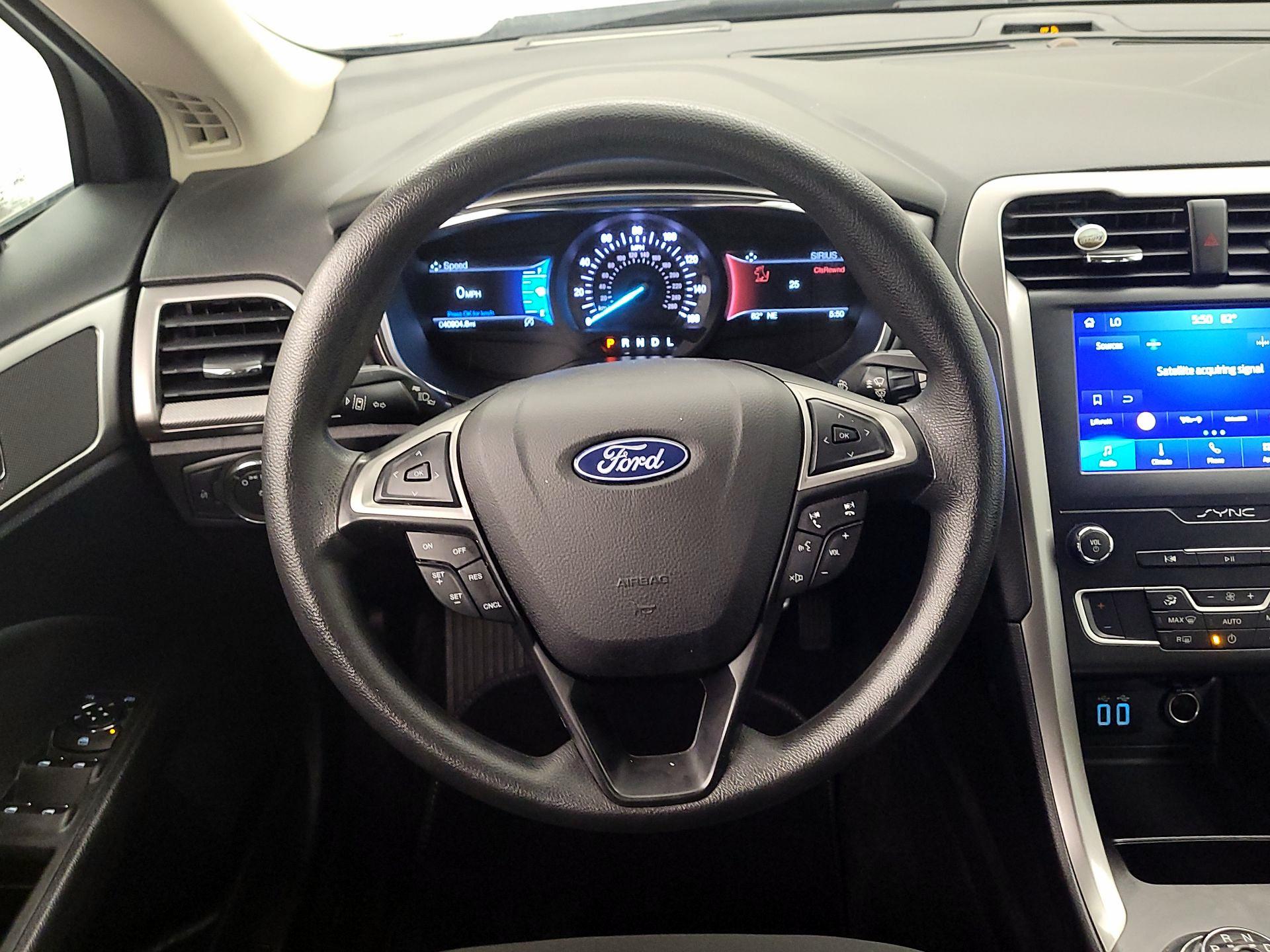 Thumbnail: 2020 Ford Fusion - 10