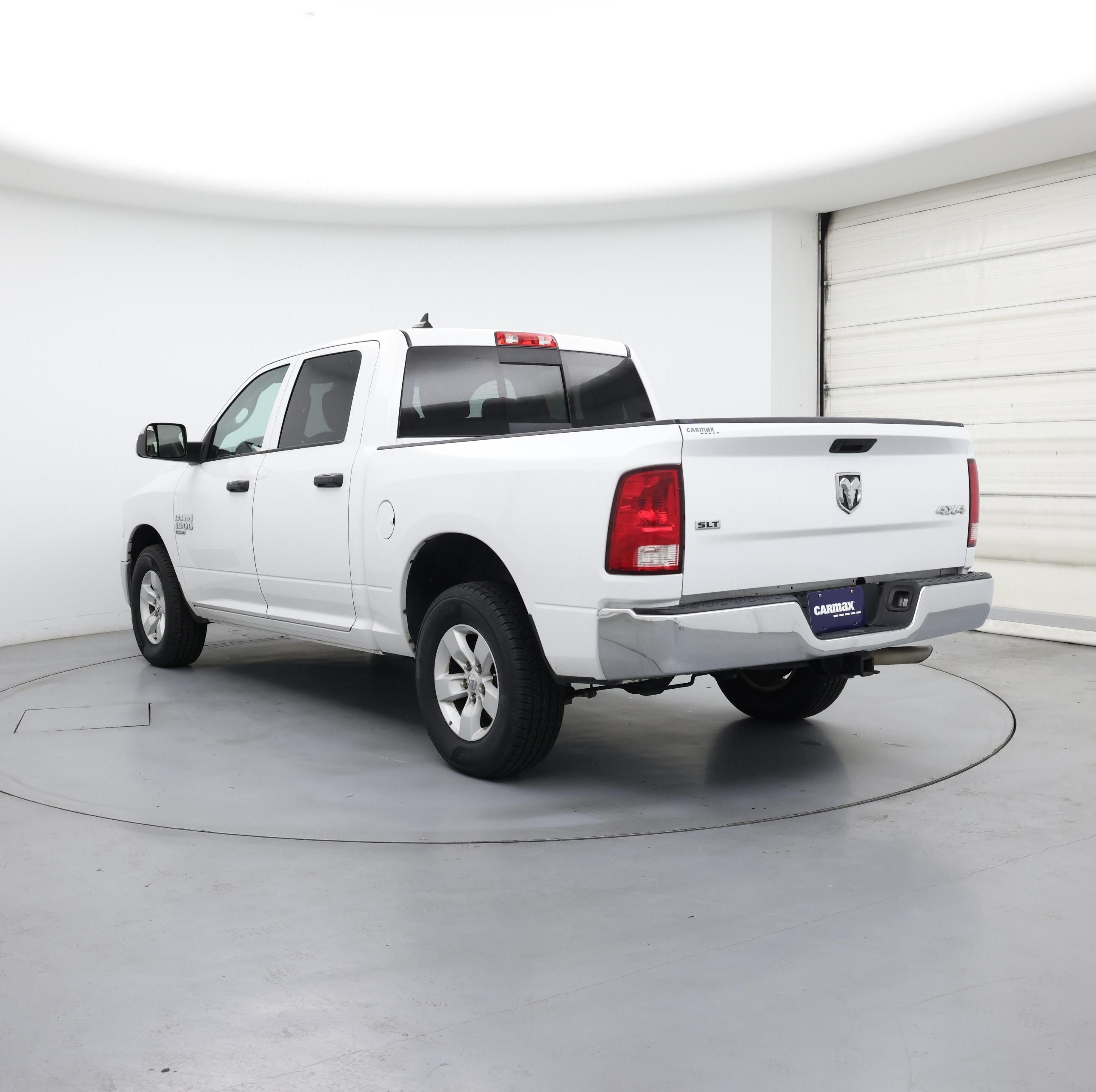 Thumbnail: 2023 RAM 1500 Classic - 2