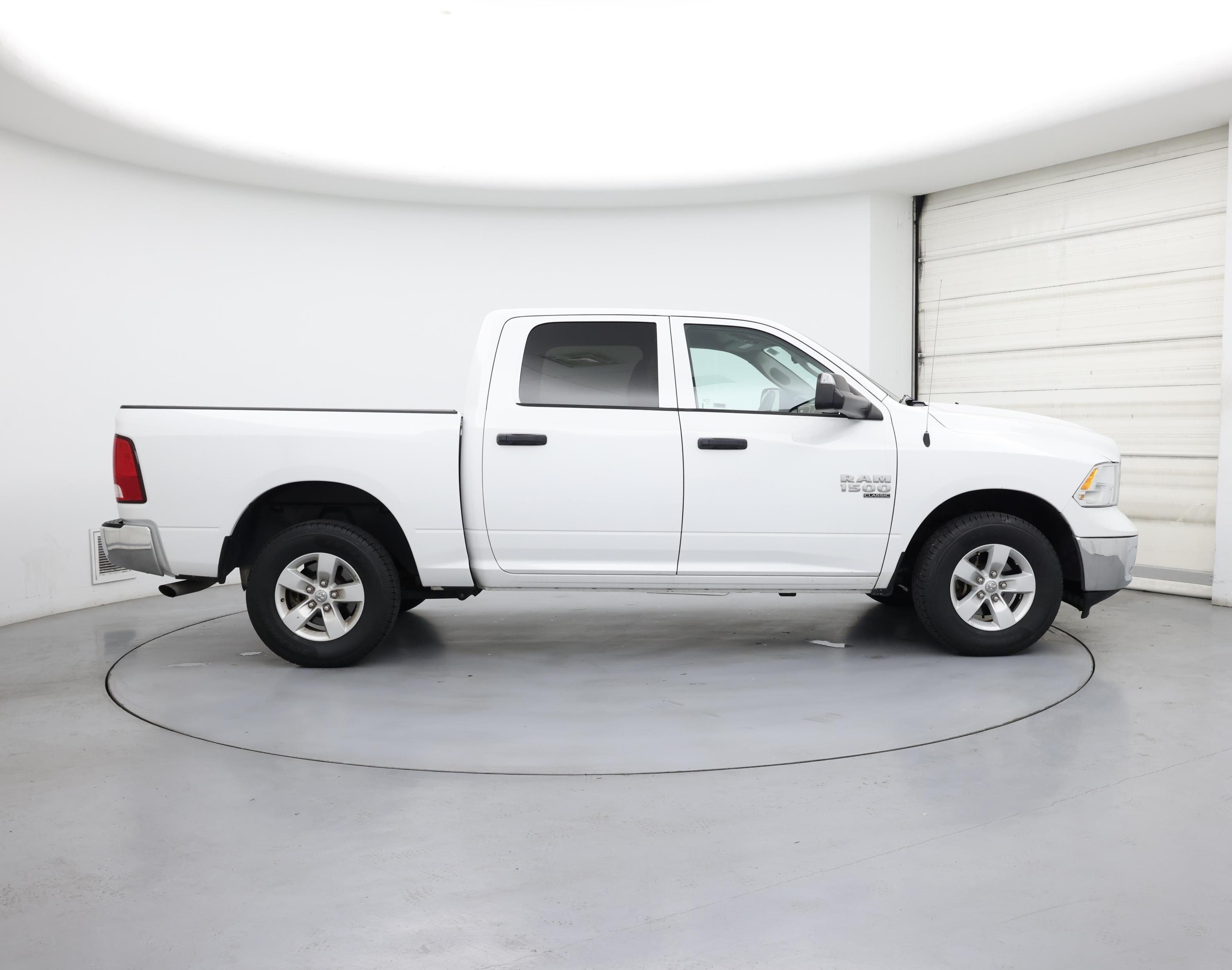 Thumbnail: 2023 RAM 1500 Classic - 7