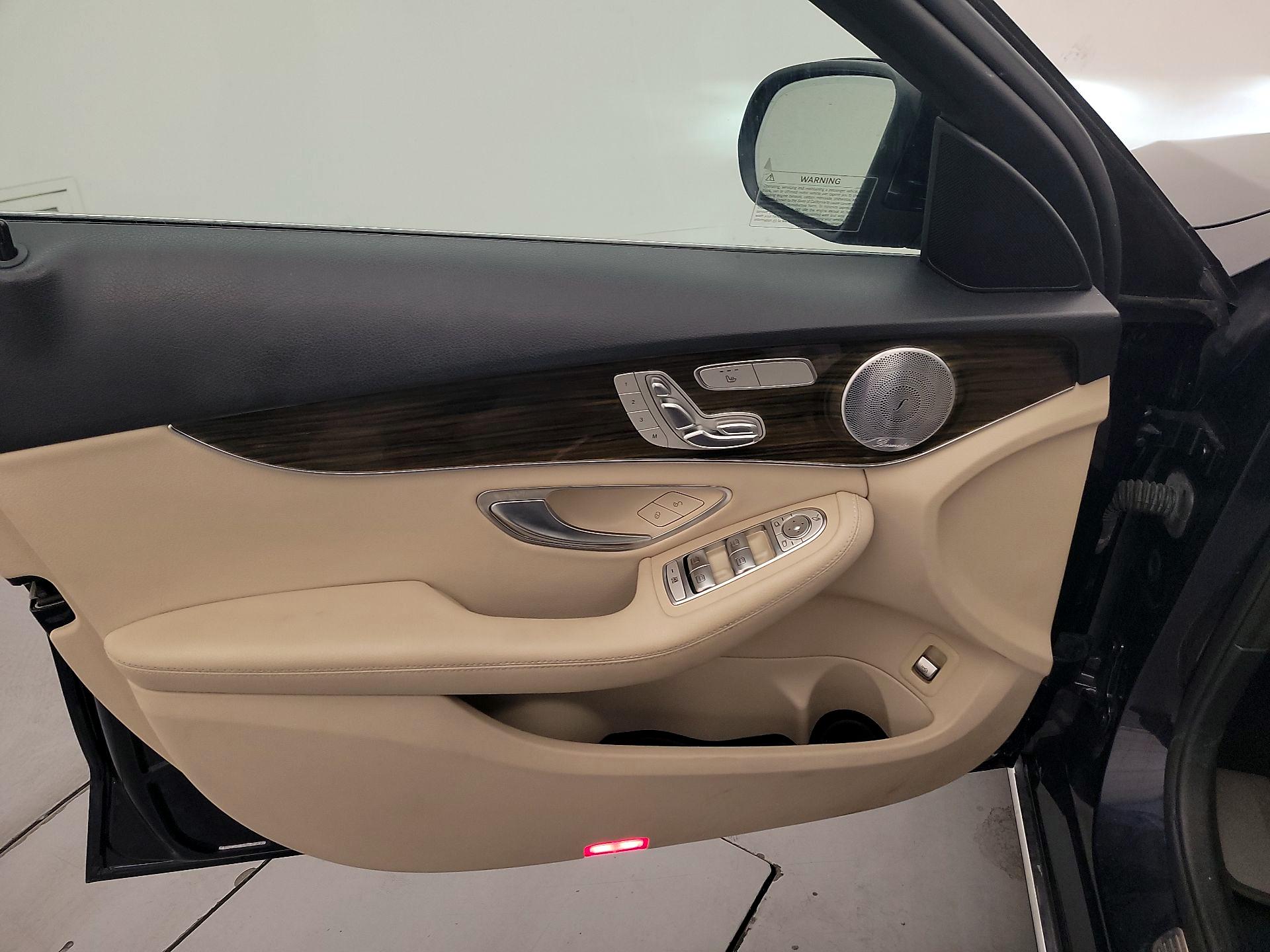 Thumbnail: 2021 Mercedes-Benz C-Class - 12