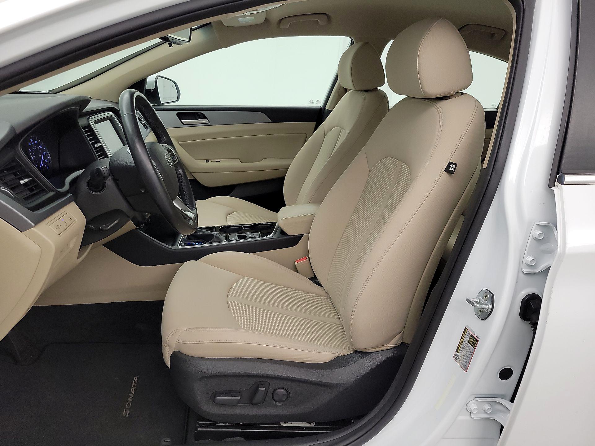 Thumbnail: 2019 Hyundai Sonata - 11