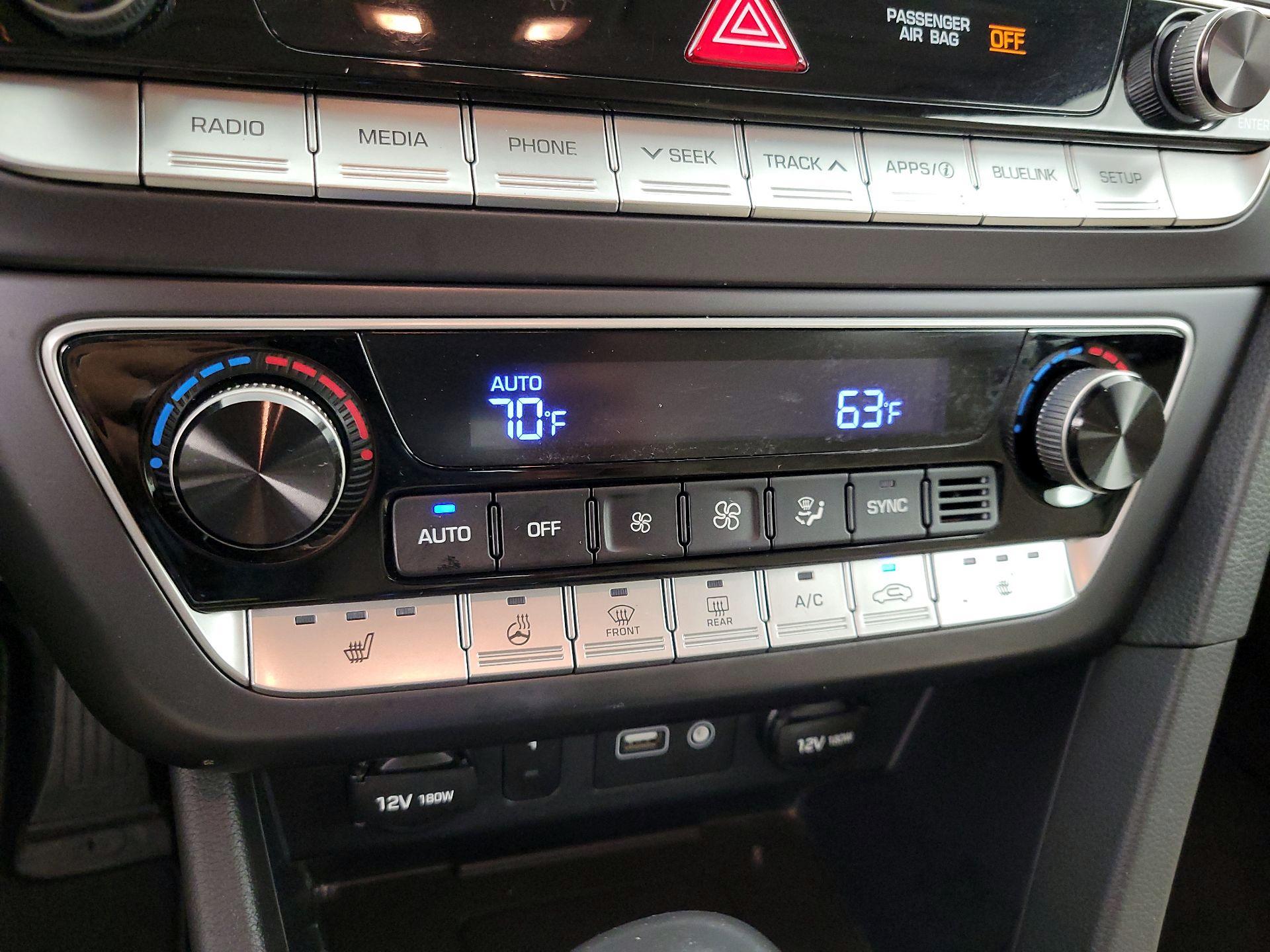 Thumbnail: 2019 Hyundai Sonata - 16