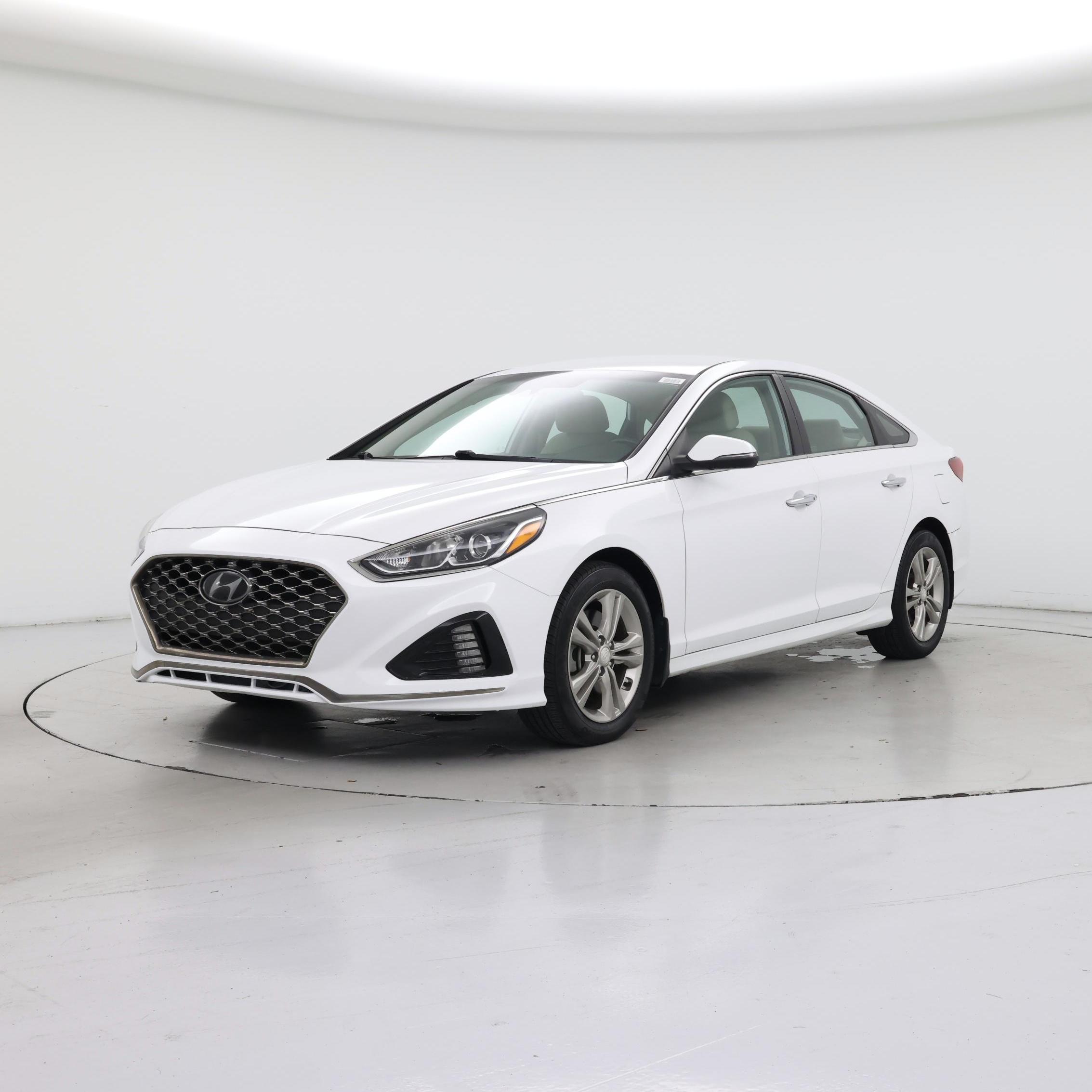 Thumbnail: 2019 Hyundai Sonata - 4