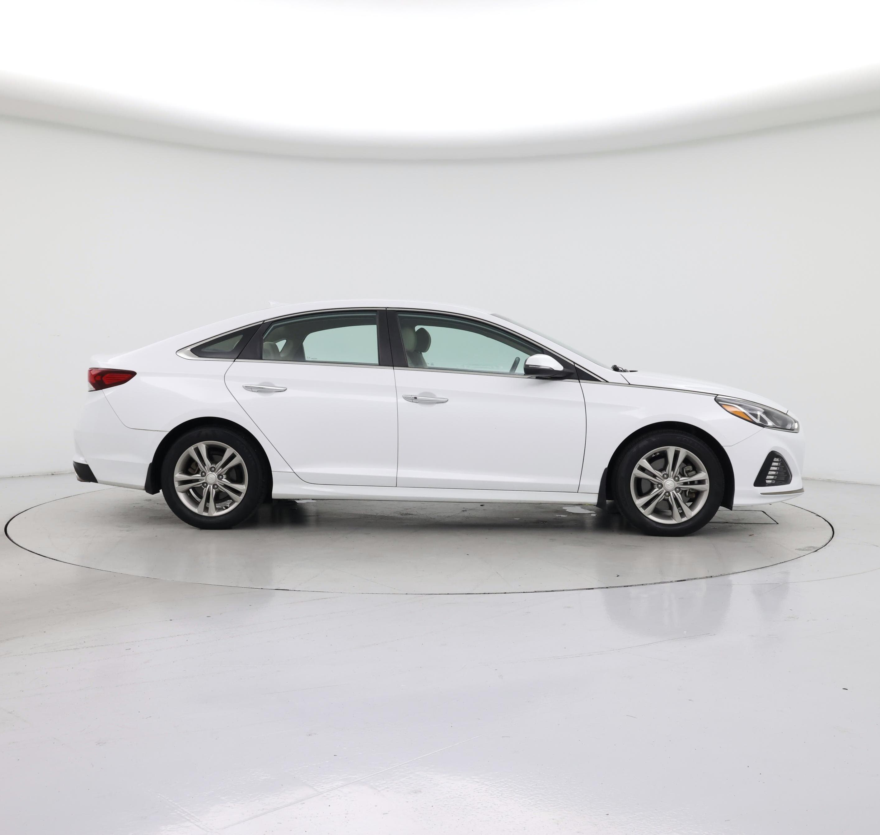 Thumbnail: 2019 Hyundai Sonata - 7