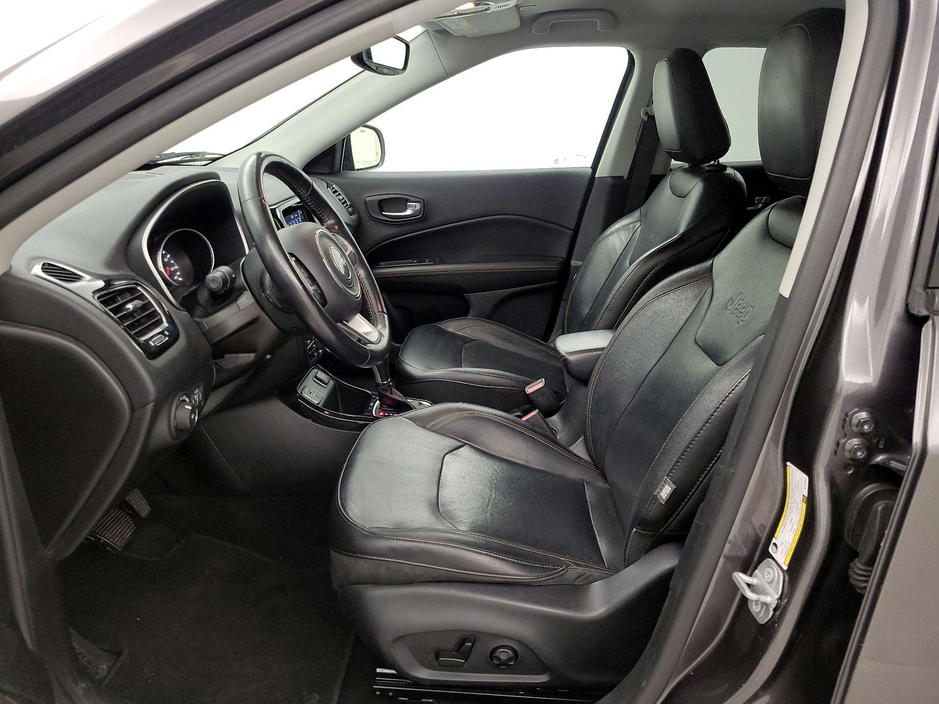 Thumbnail: 2019 Jeep Compass - 11