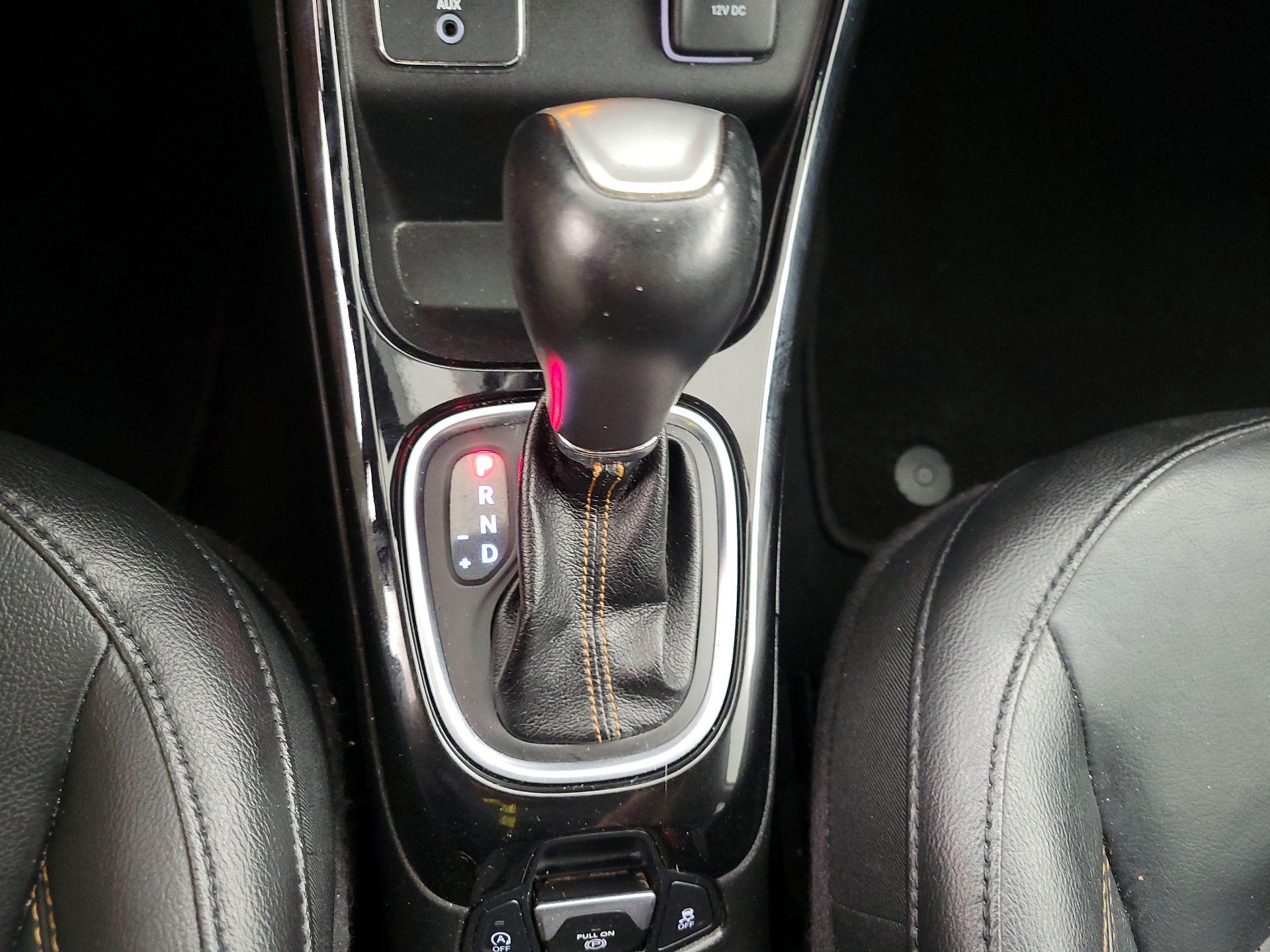 Thumbnail: 2019 Jeep Compass - 17