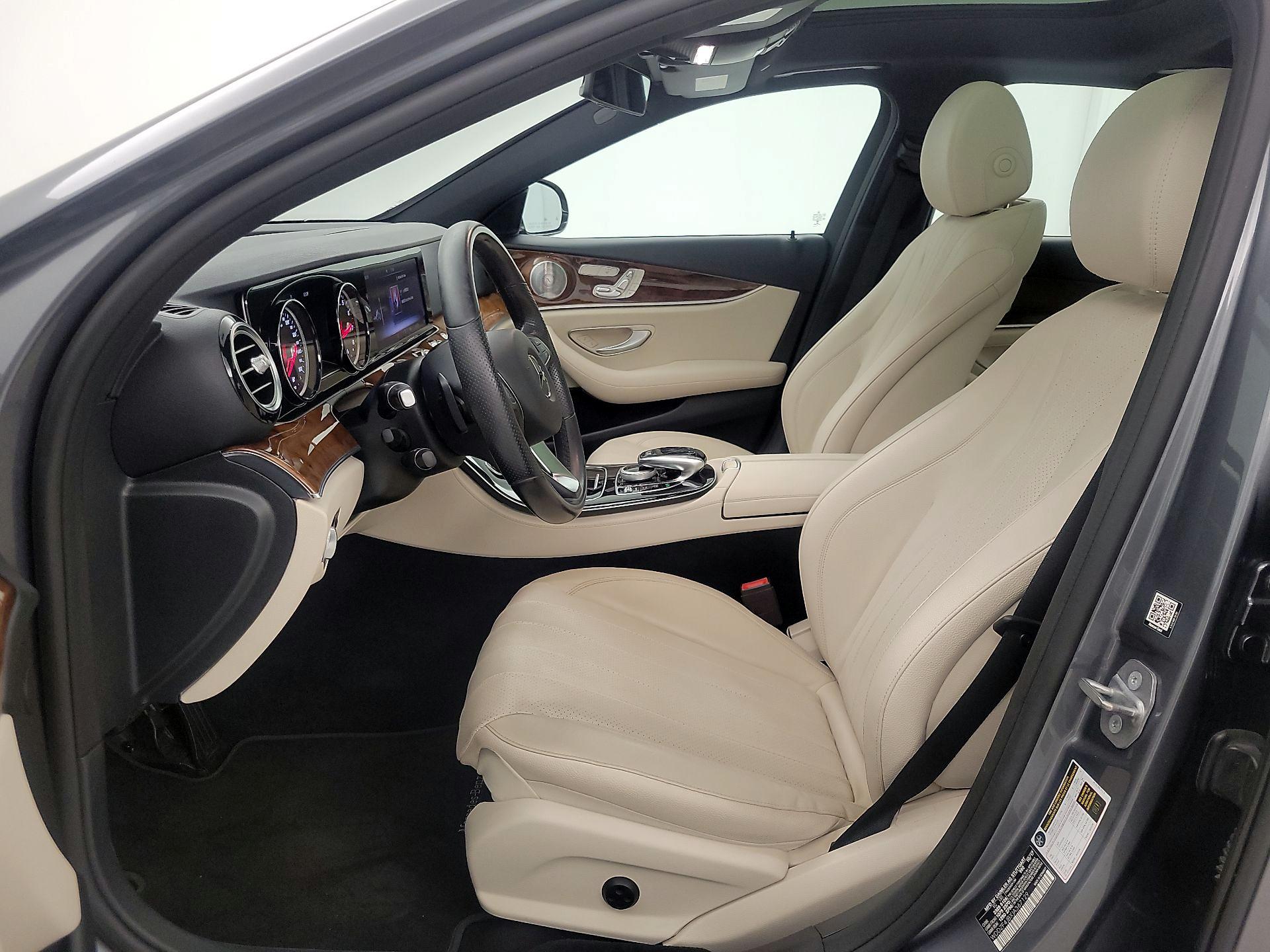 Thumbnail: 2018 Mercedes-Benz E-Class - 11