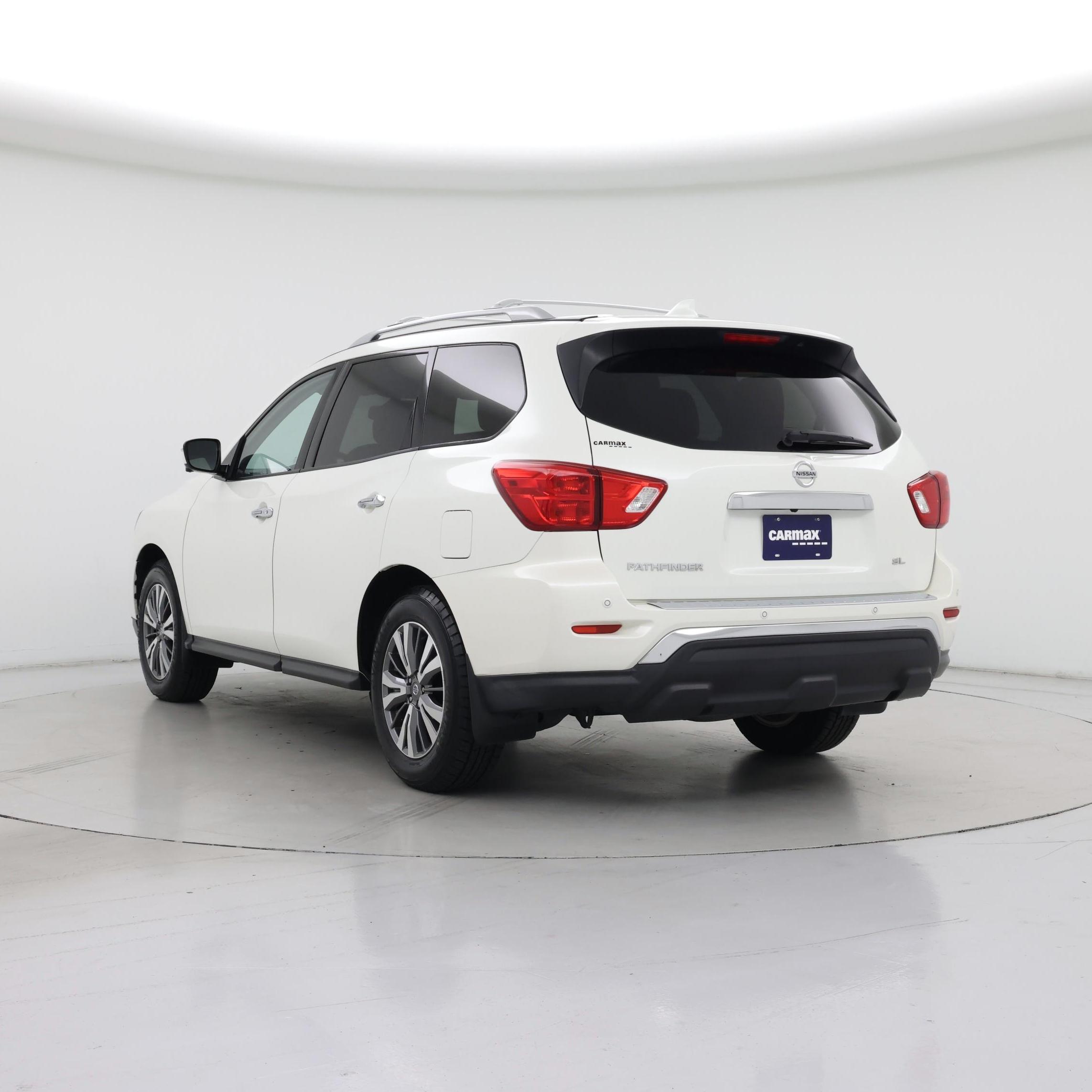 Thumbnail: 2020 Nissan Pathfinder - 2