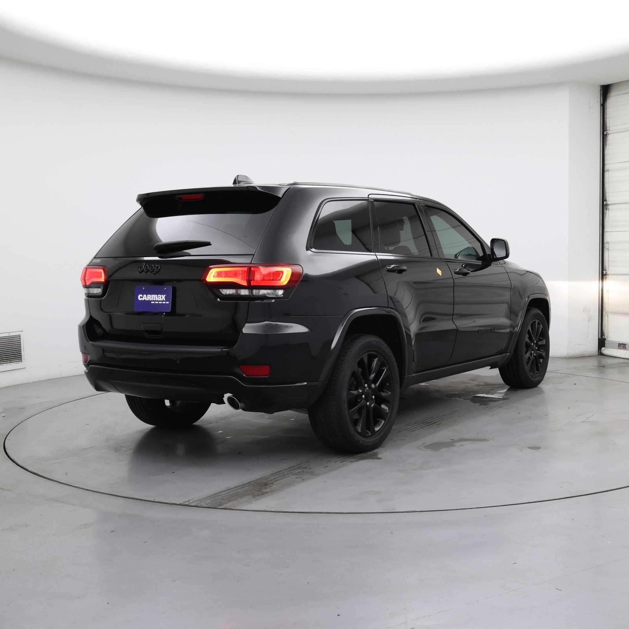 Thumbnail: 2020 Jeep Grand Cherokee - 8