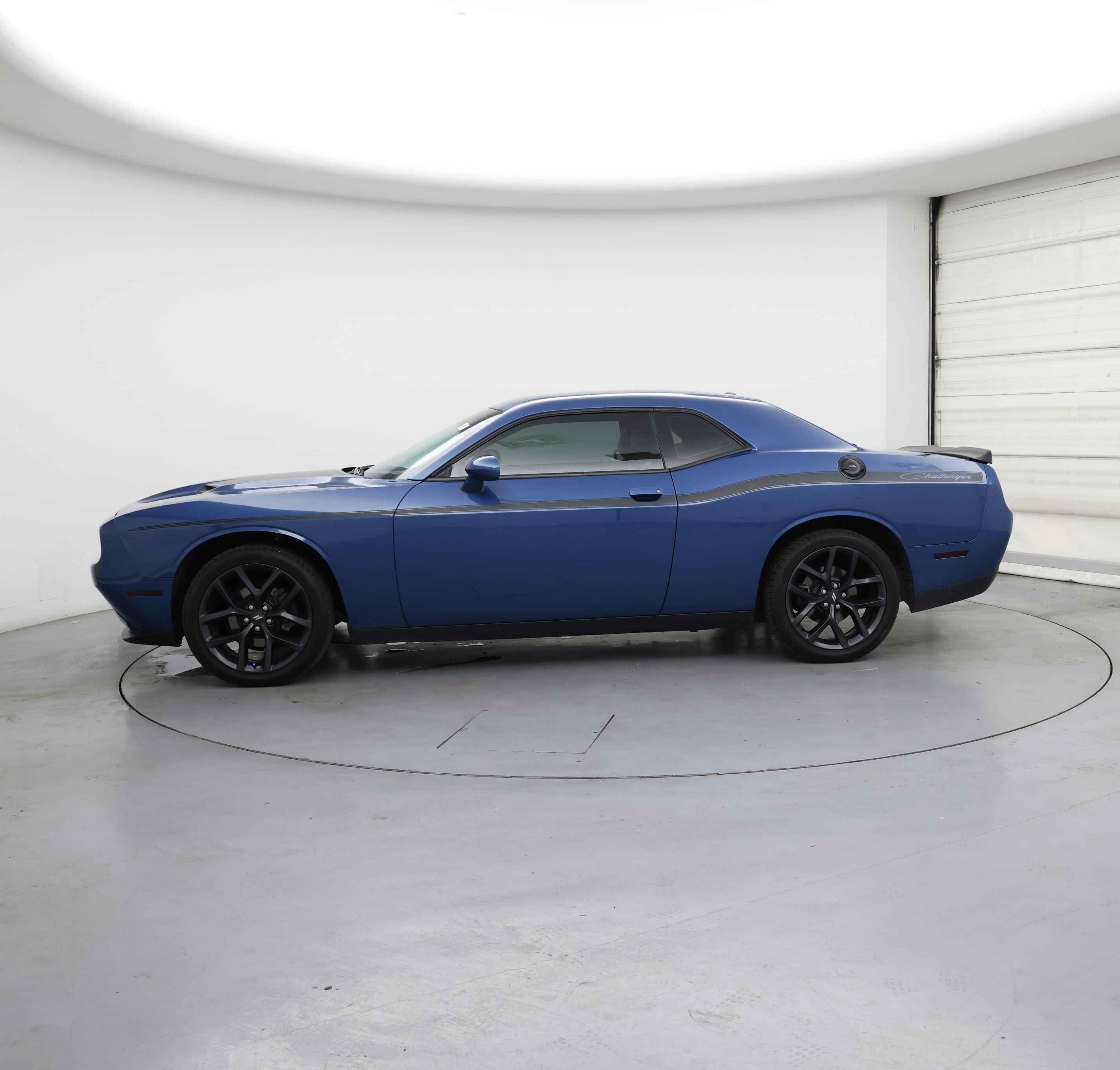 Thumbnail: 2020 Dodge Challenger - 3