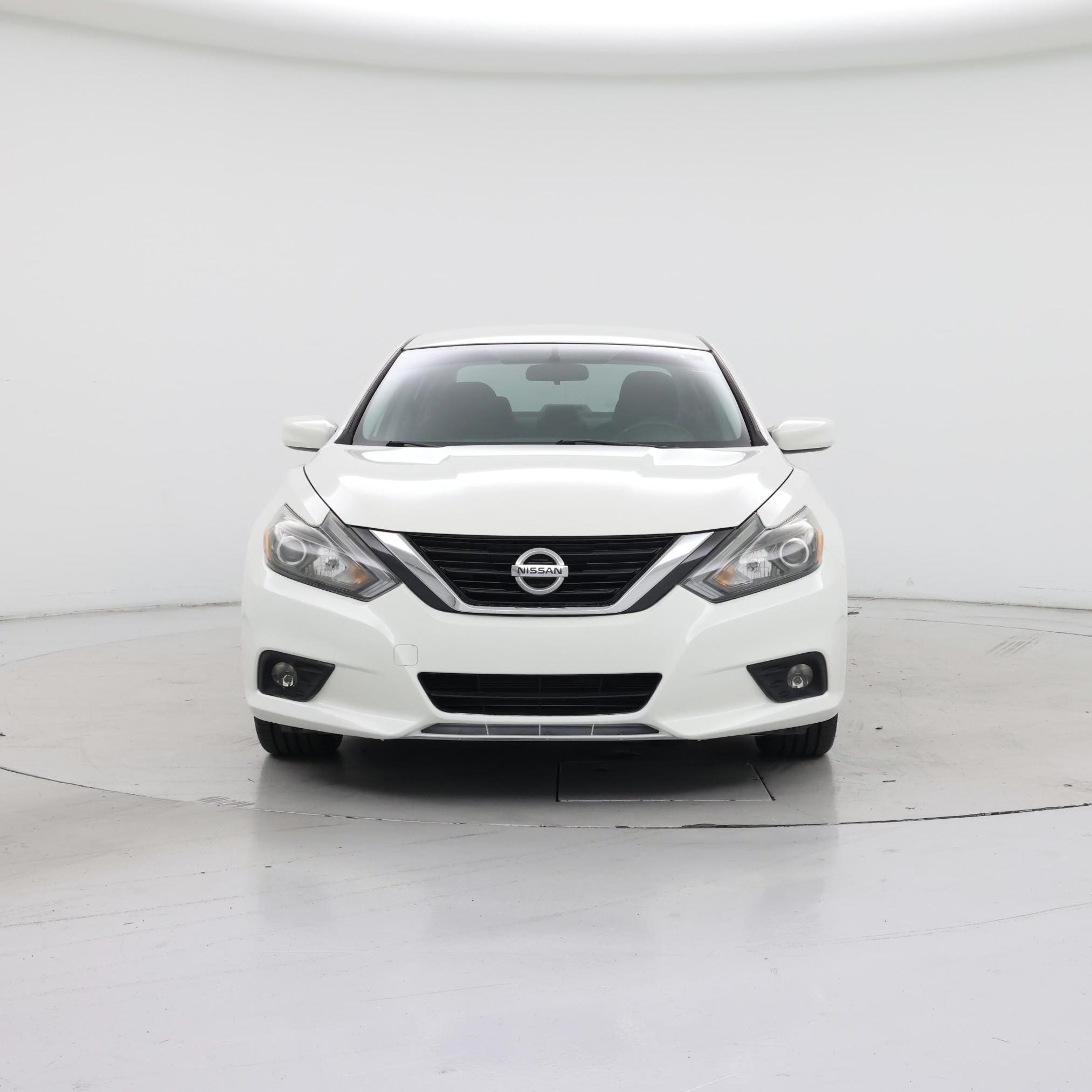 Thumbnail: 2016 Nissan Altima - 5