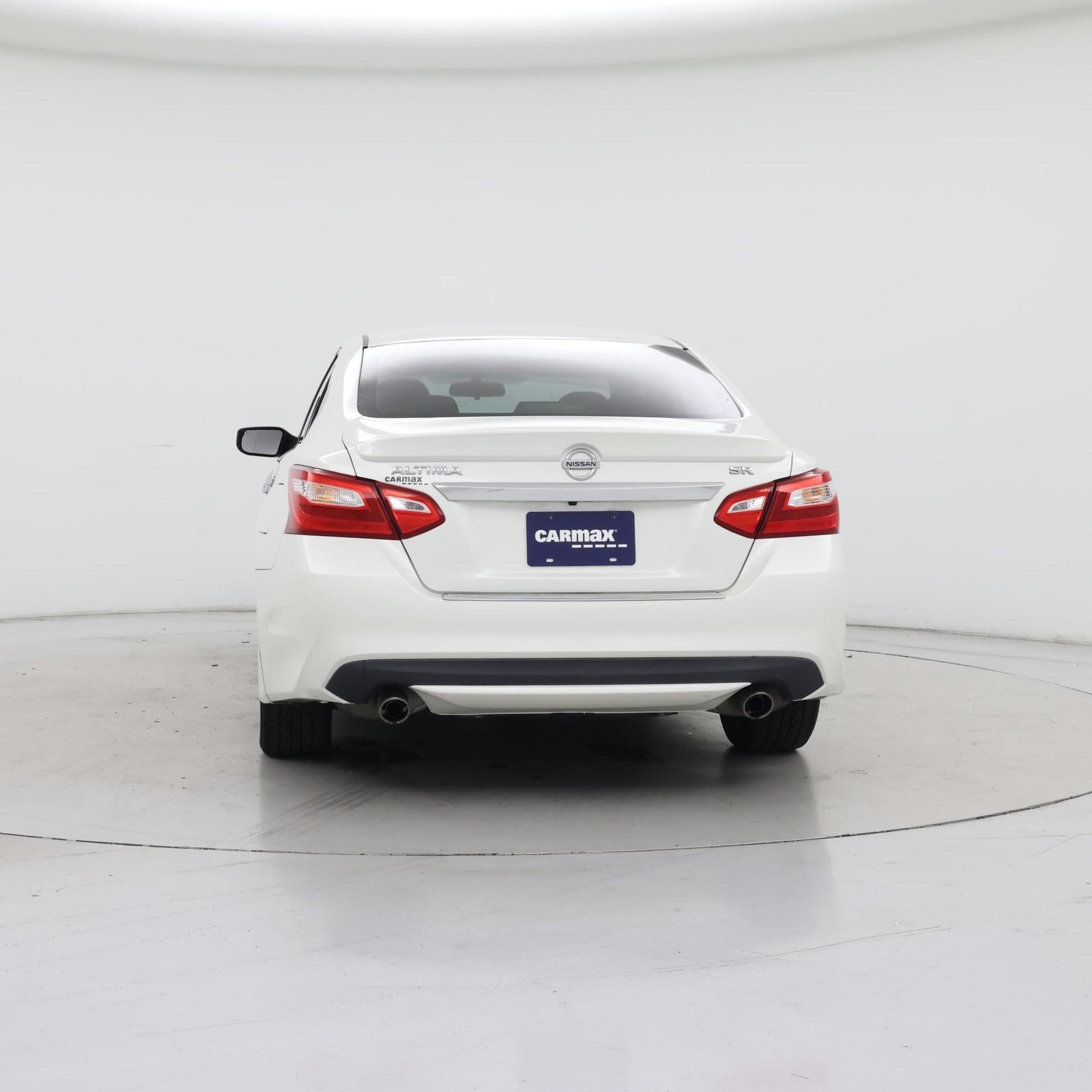Thumbnail: 2016 Nissan Altima - 6