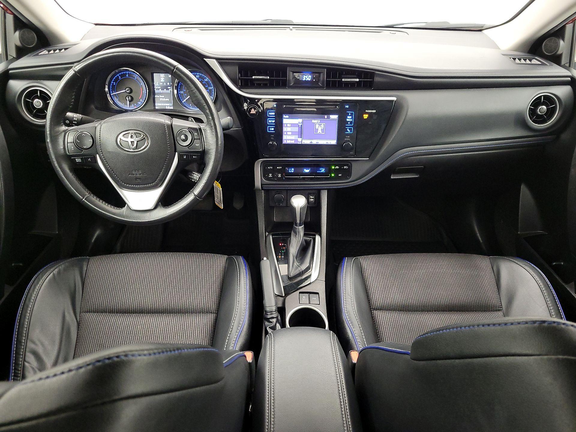 Thumbnail: 2017 Toyota Corolla - 9