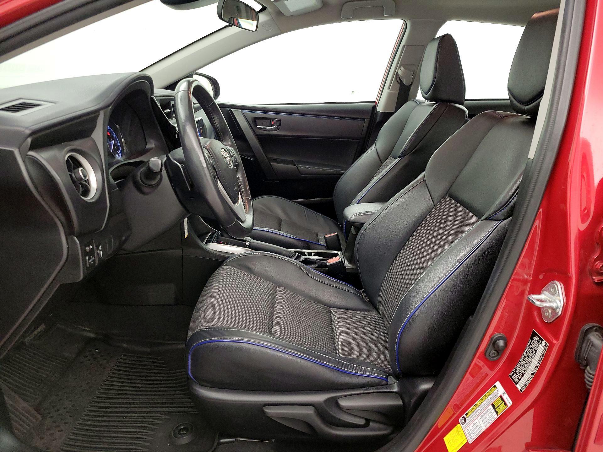 Thumbnail: 2017 Toyota Corolla - 11