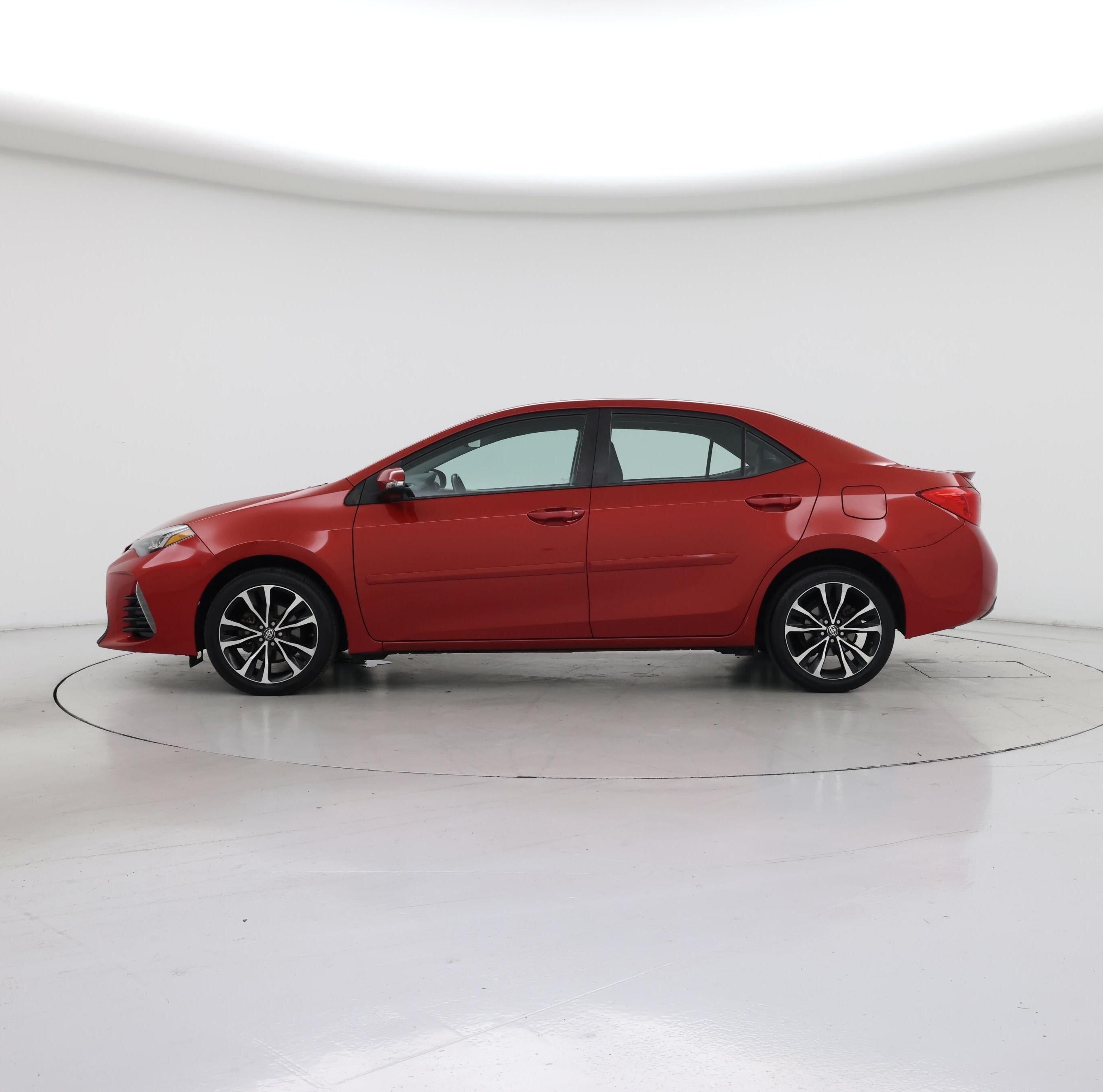 Thumbnail: 2017 Toyota Corolla - 3
