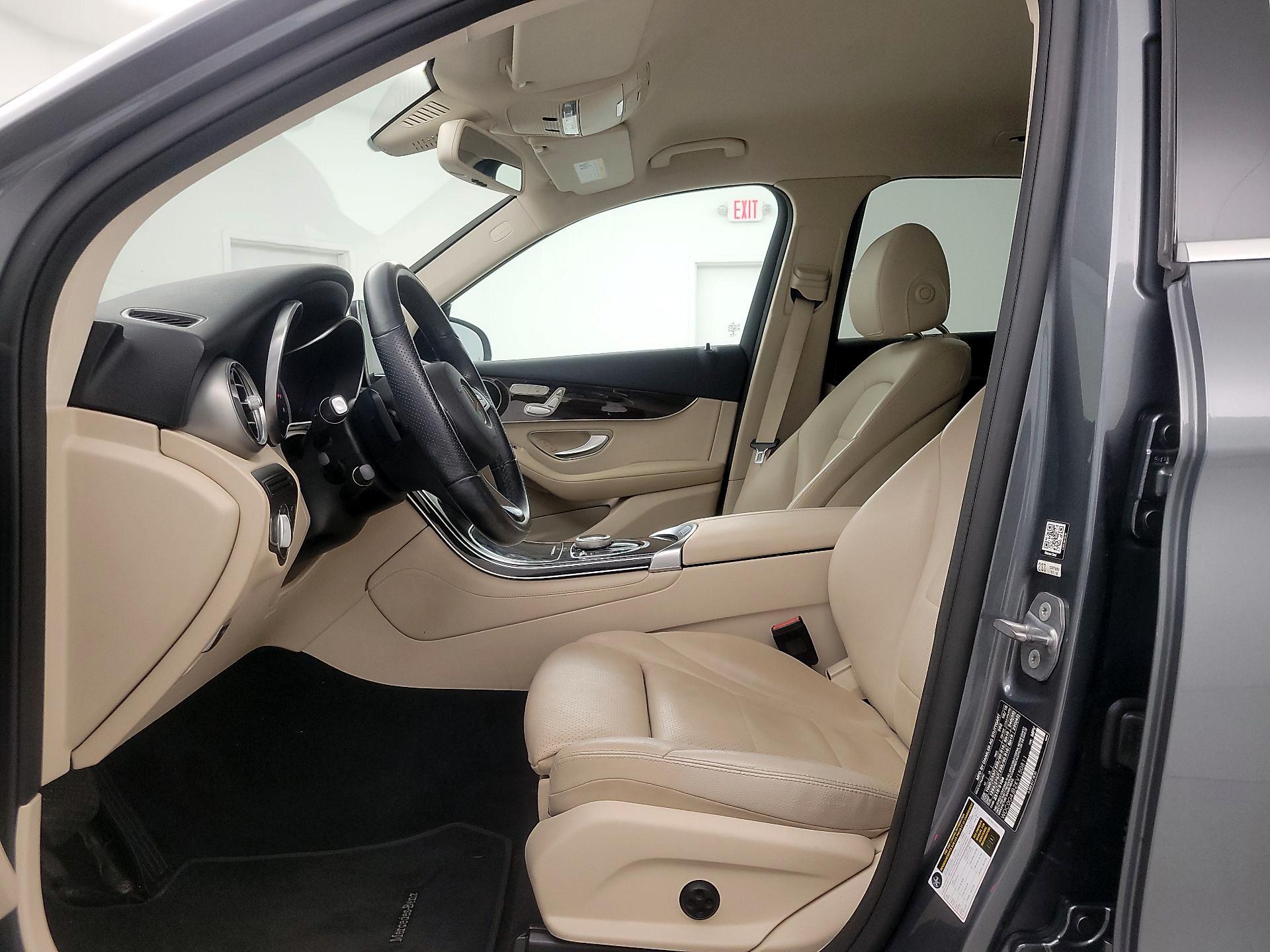Thumbnail: 2019 Mercedes-Benz GLC - 11